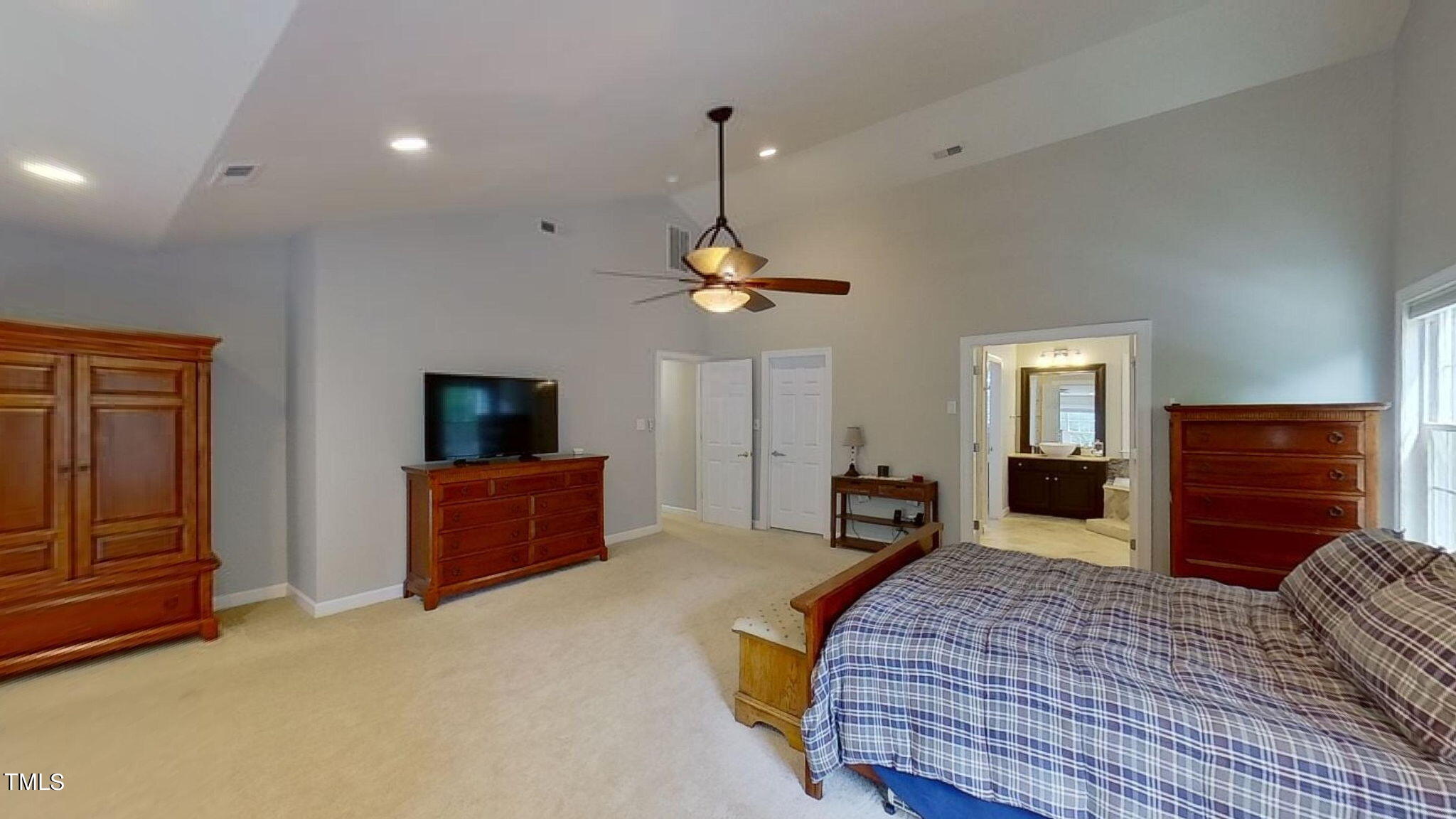 1256 Horsham Way