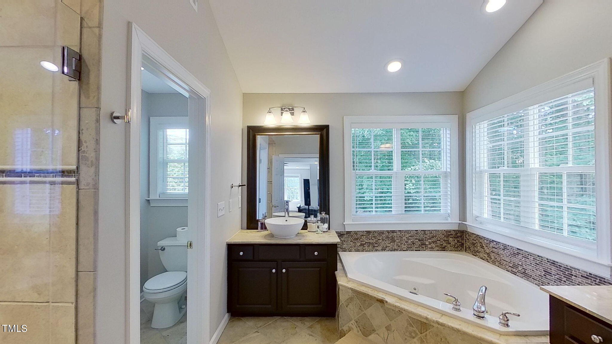 1256 Horsham Way