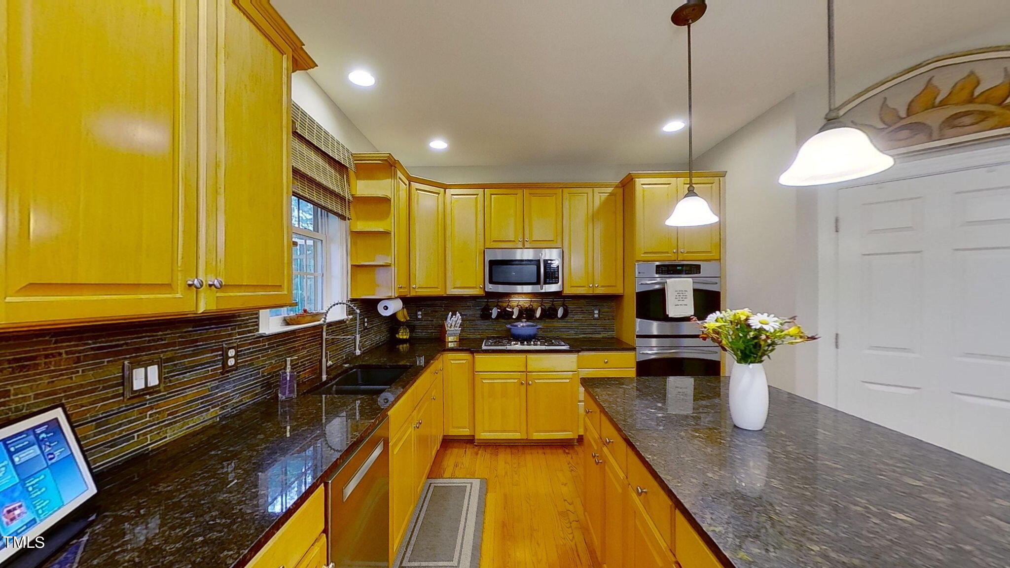 1256 Horsham Way