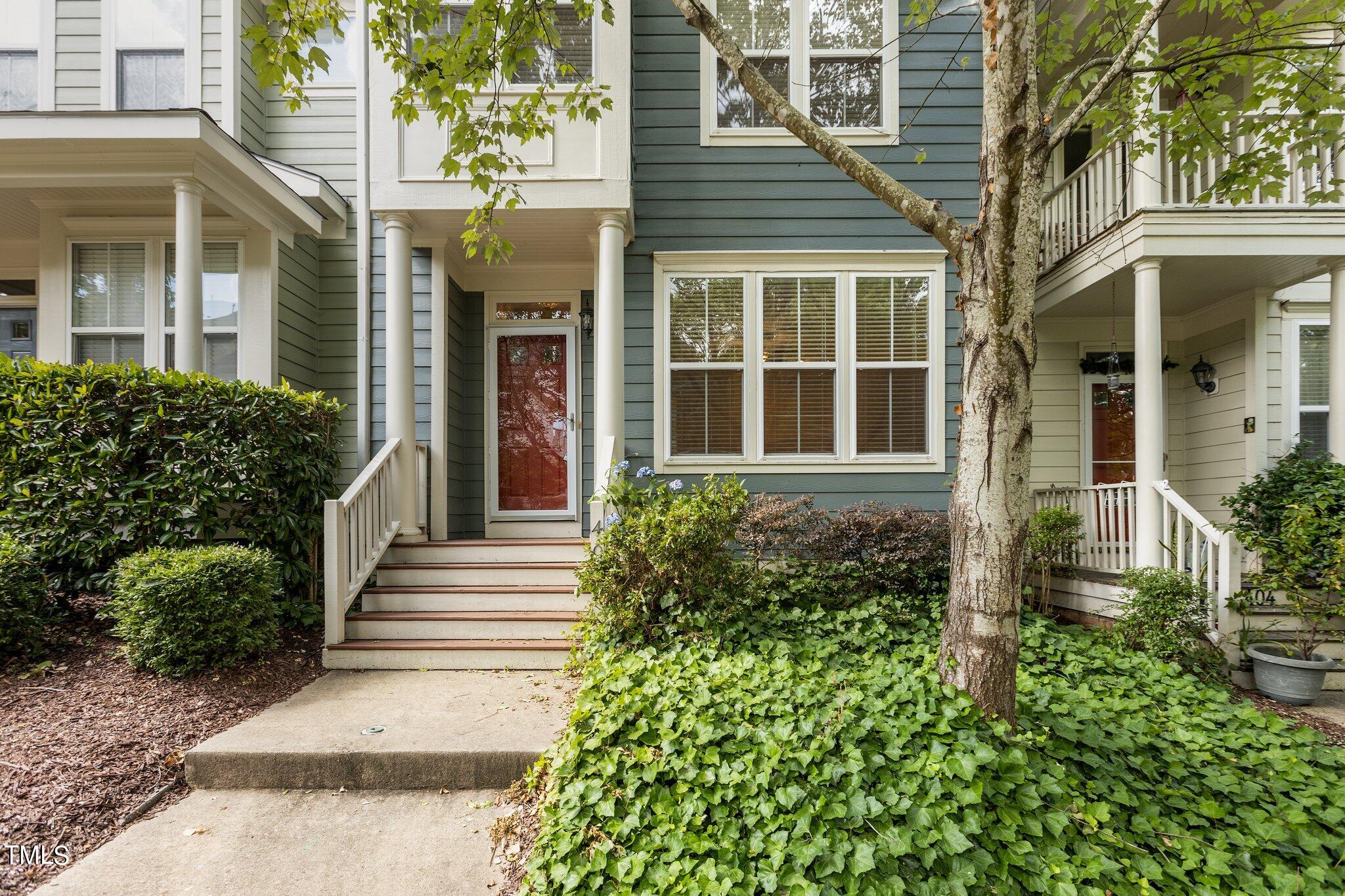 408 Heritage Village Lane