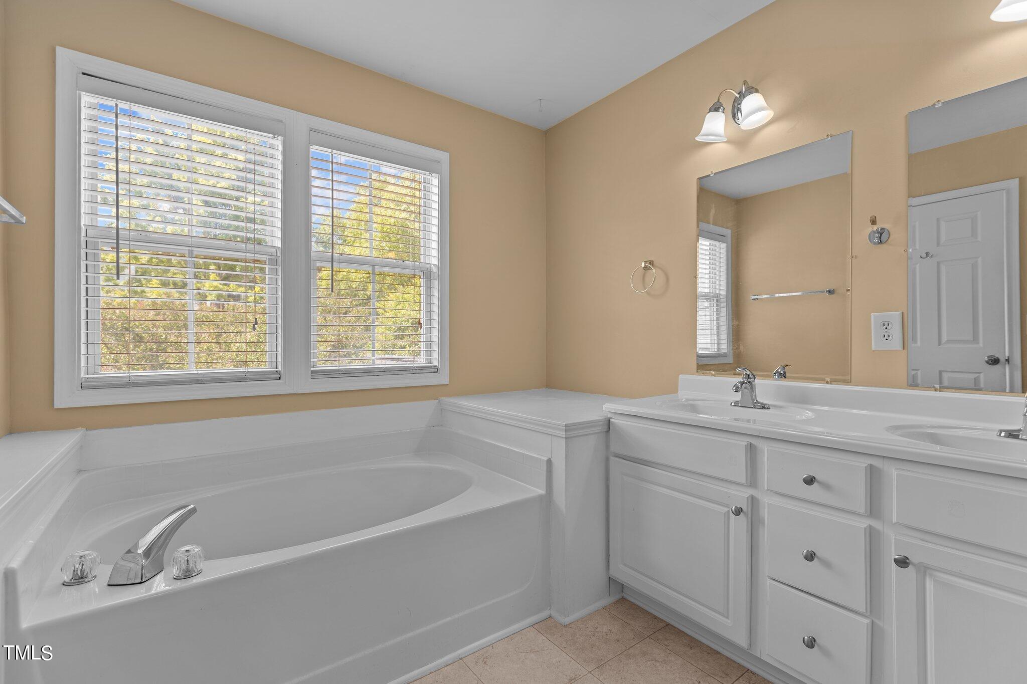 408 Heritage Village Lane