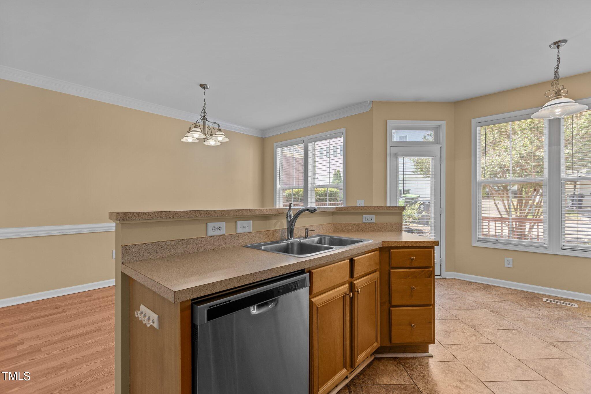 408 Heritage Village Lane