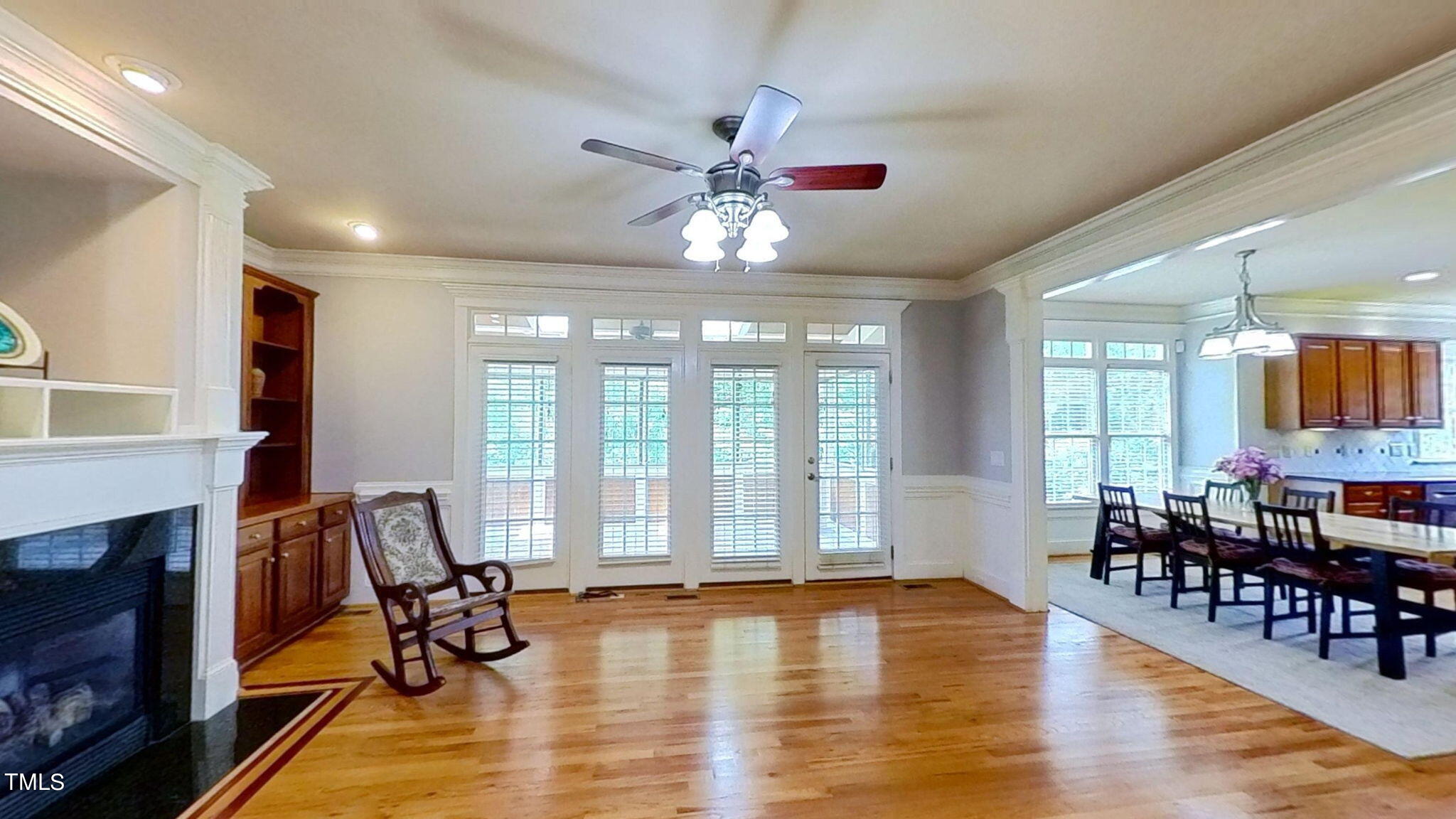 208 Kings Castle Drive