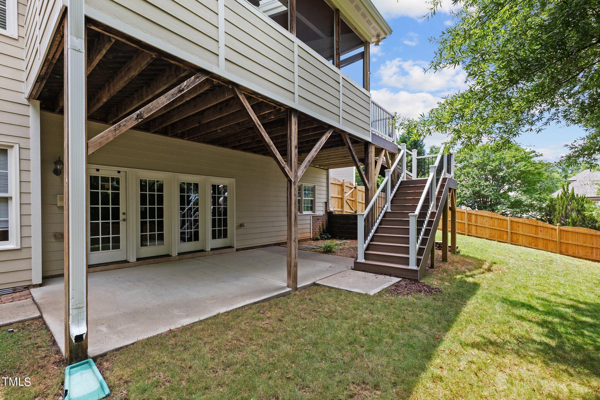 208 Kings Castle Drive