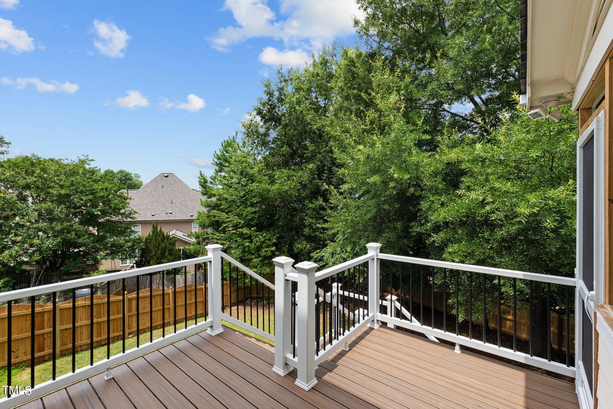 208 Kings Castle Drive