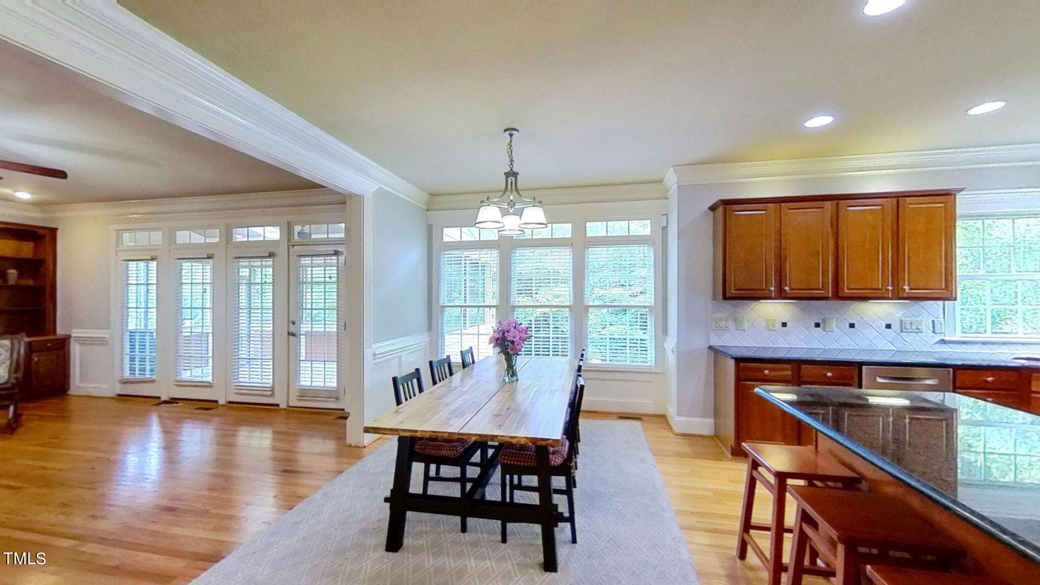 208 Kings Castle Drive