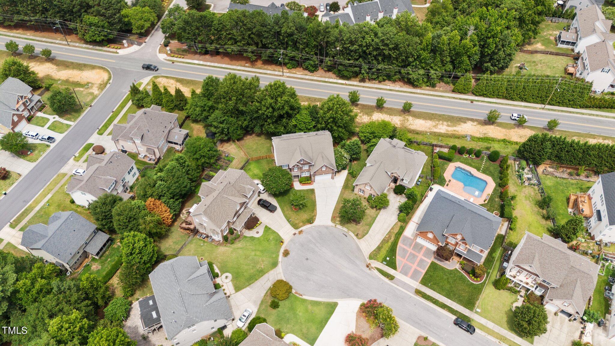 208 Kings Castle Drive