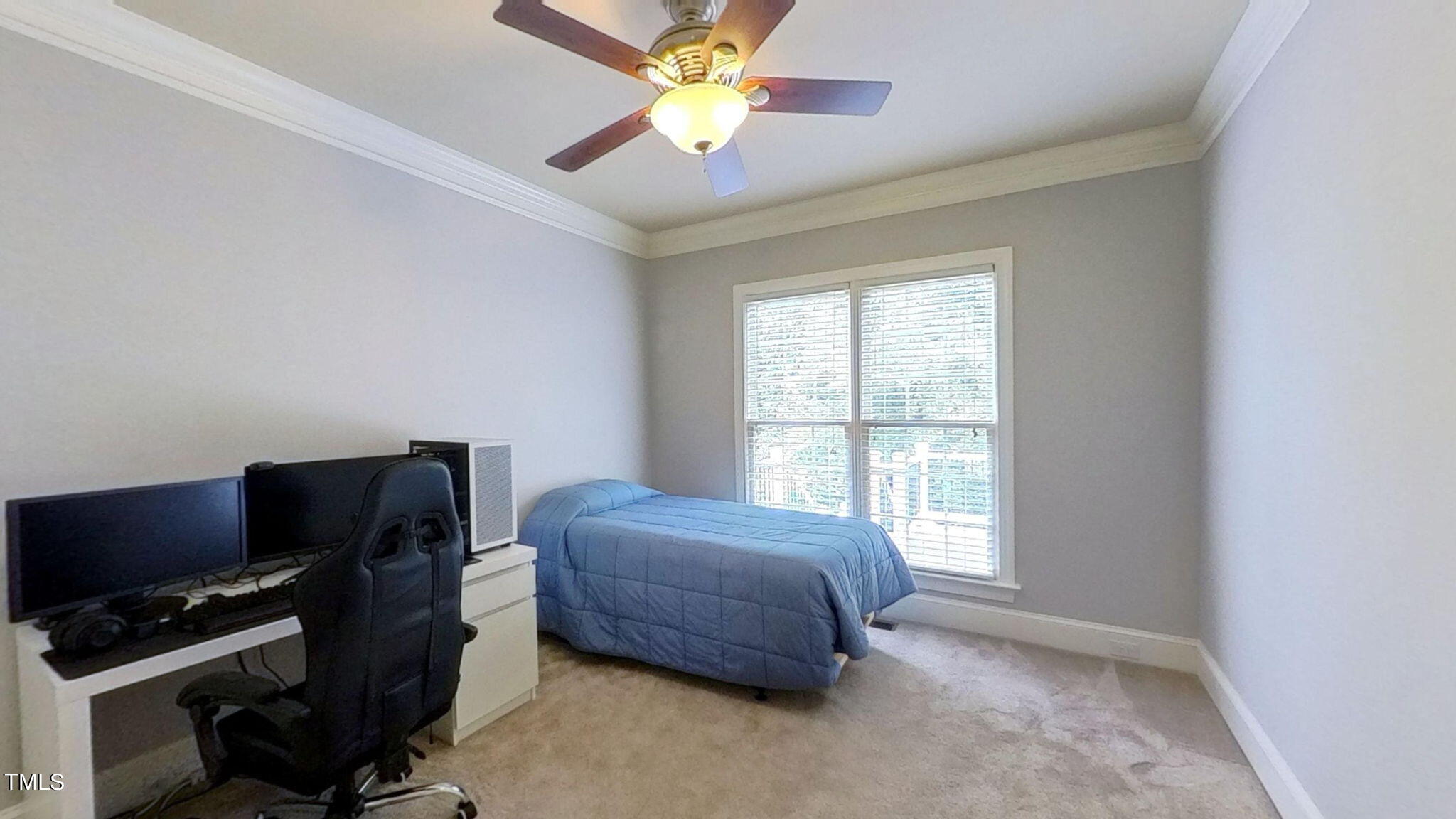 208 Kings Castle Drive