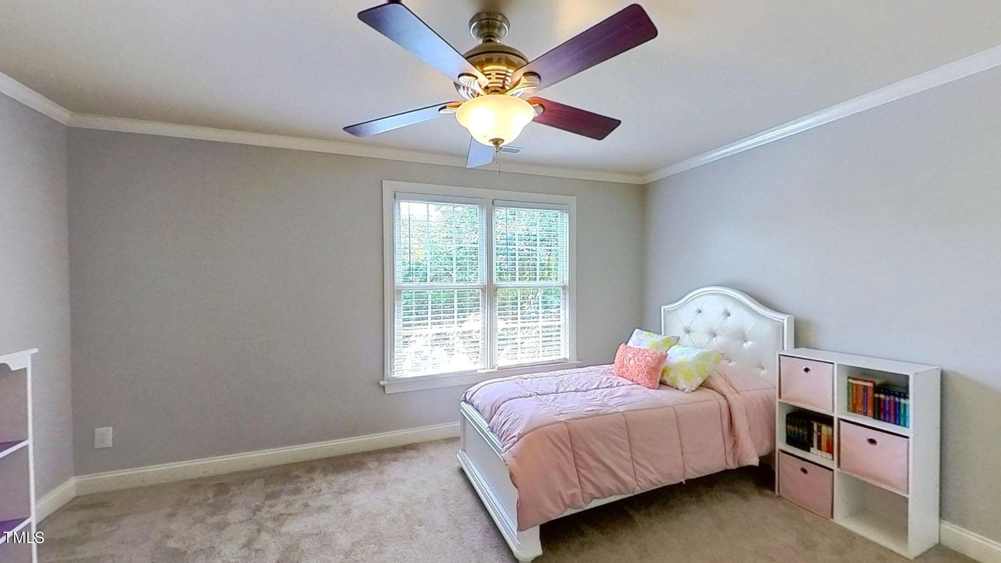 208 Kings Castle Drive