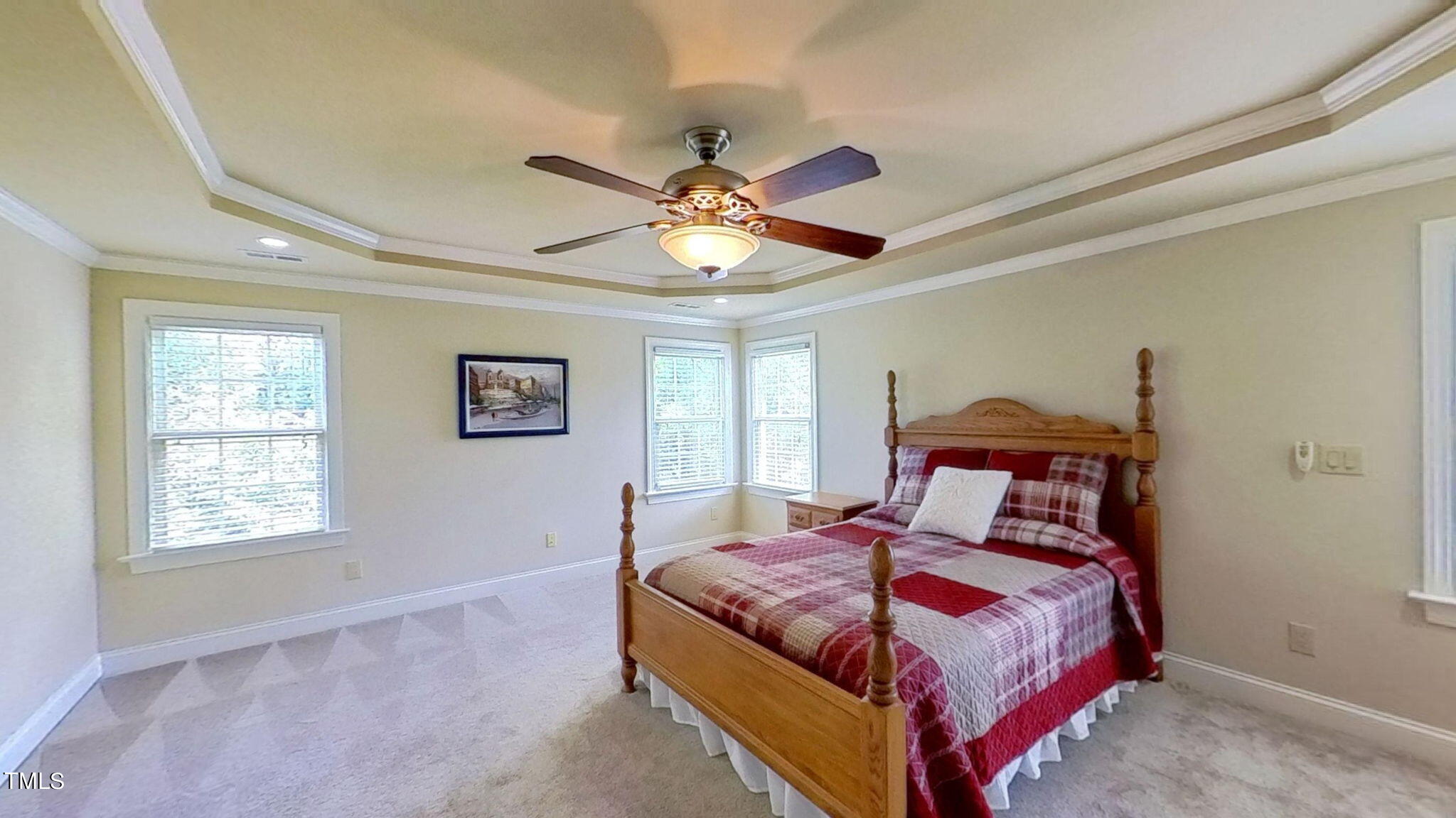 208 Kings Castle Drive