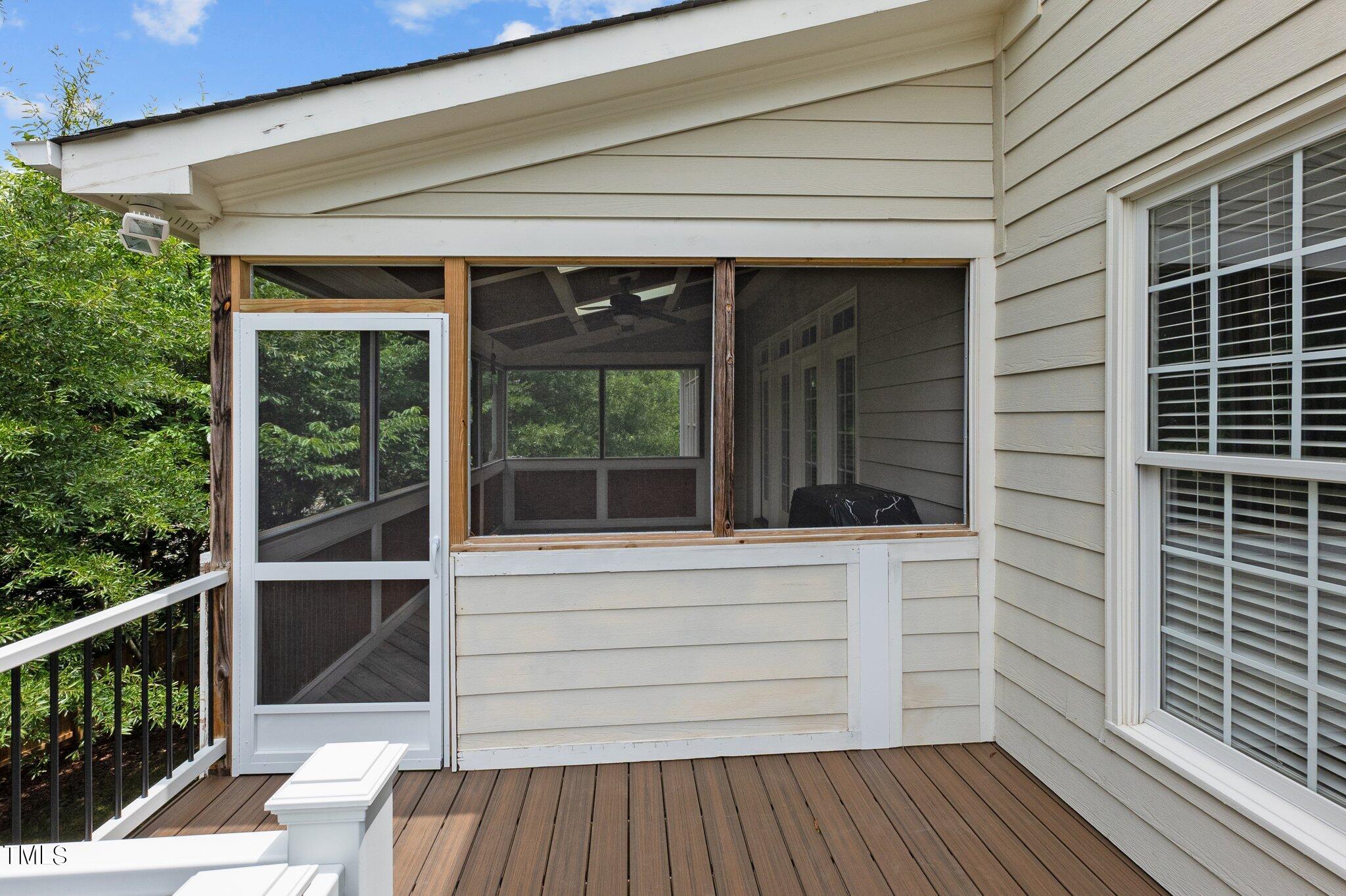 208 Kings Castle Drive