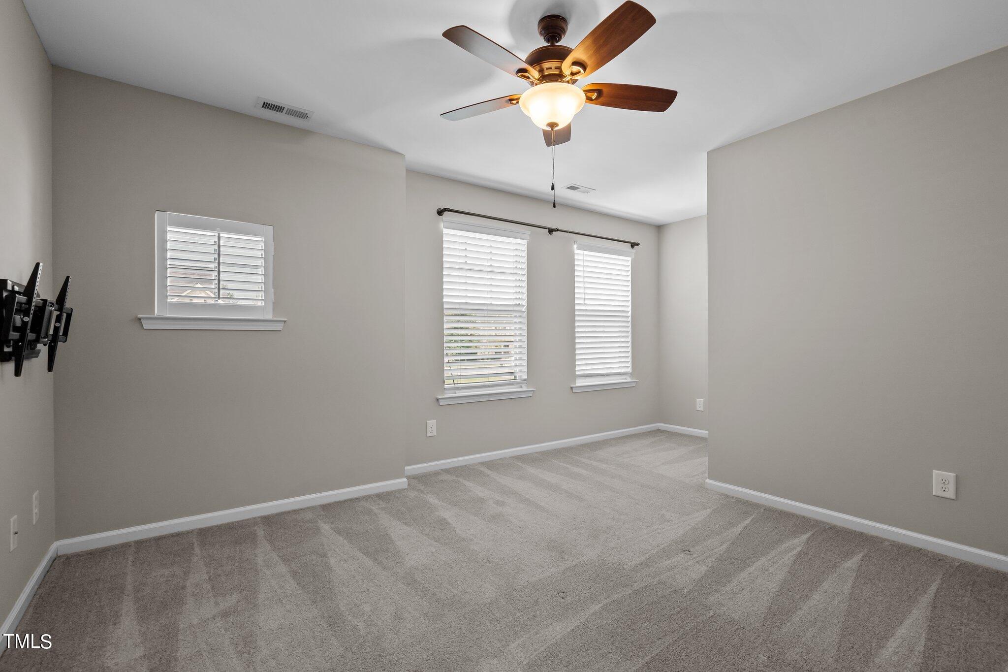 7105 Hinman Lane