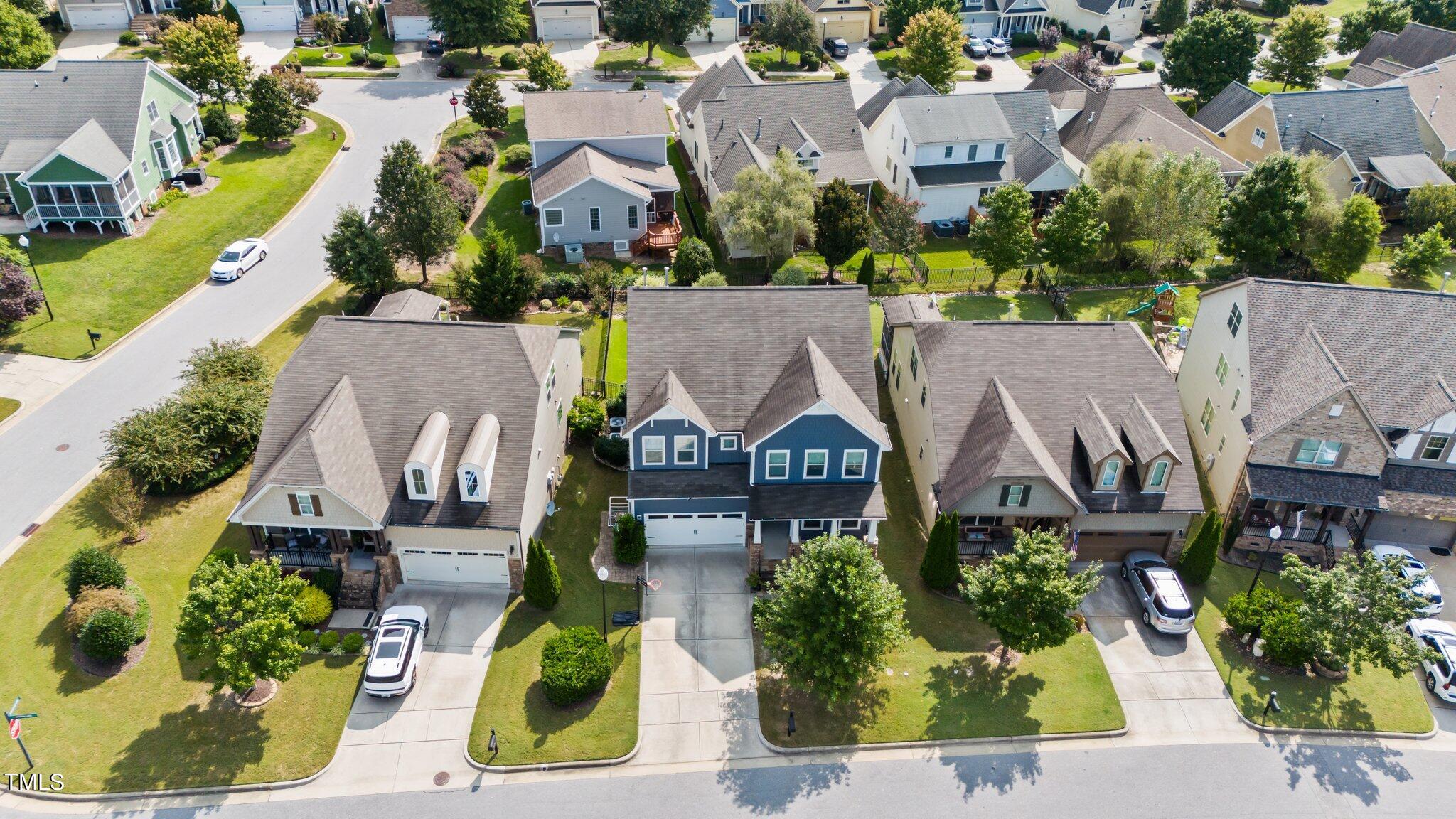 7105 Hinman Lane