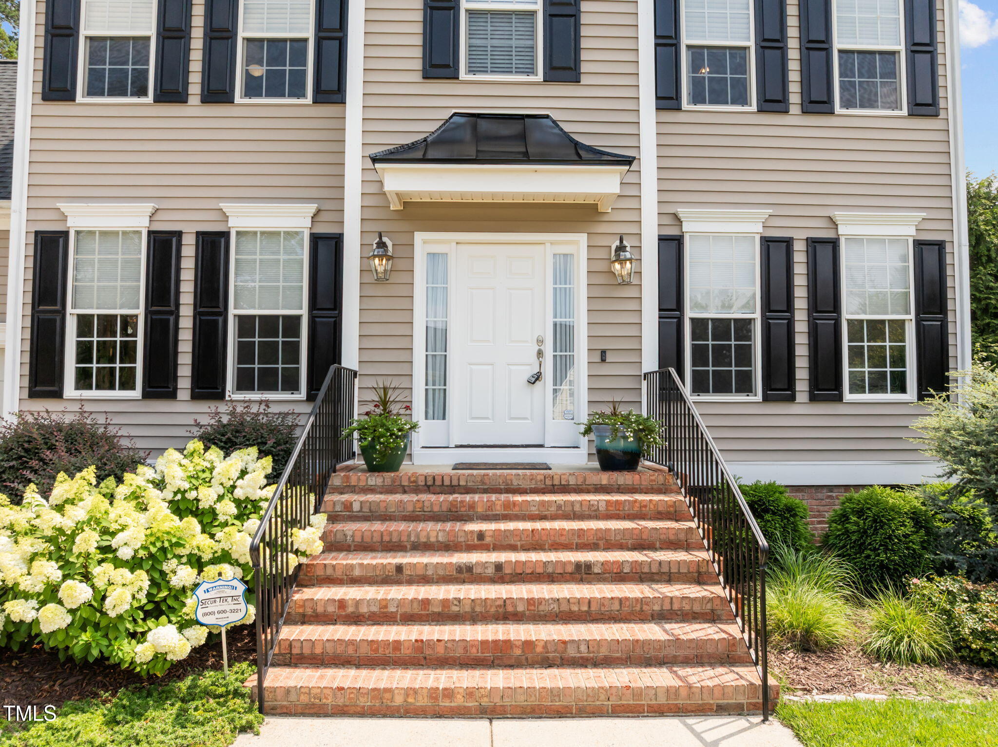 1802 Abby Knoll Drive