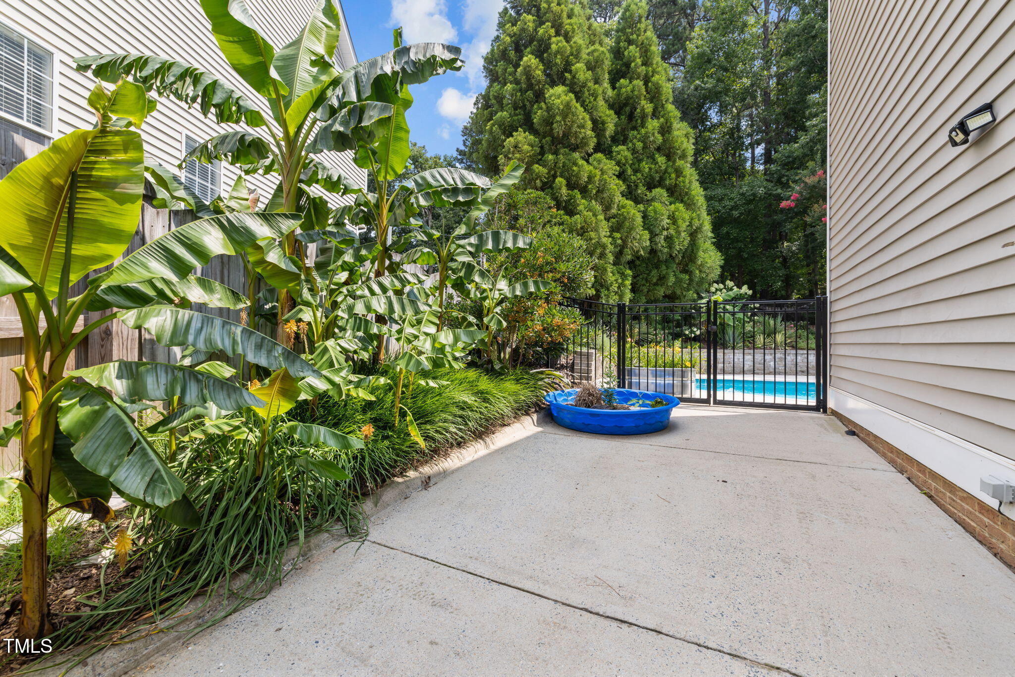 1802 Abby Knoll Drive