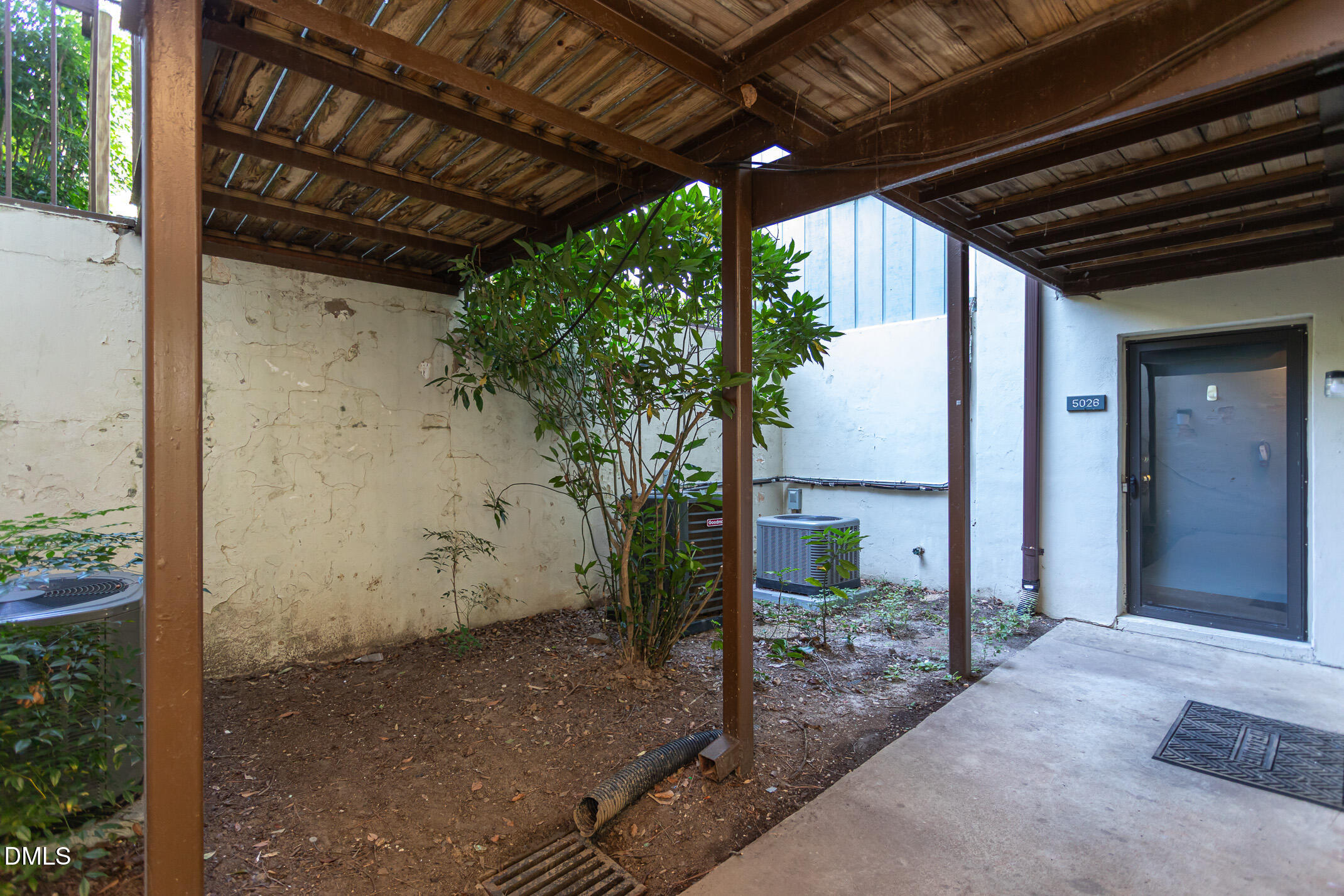 5026 Flint Ridge Place