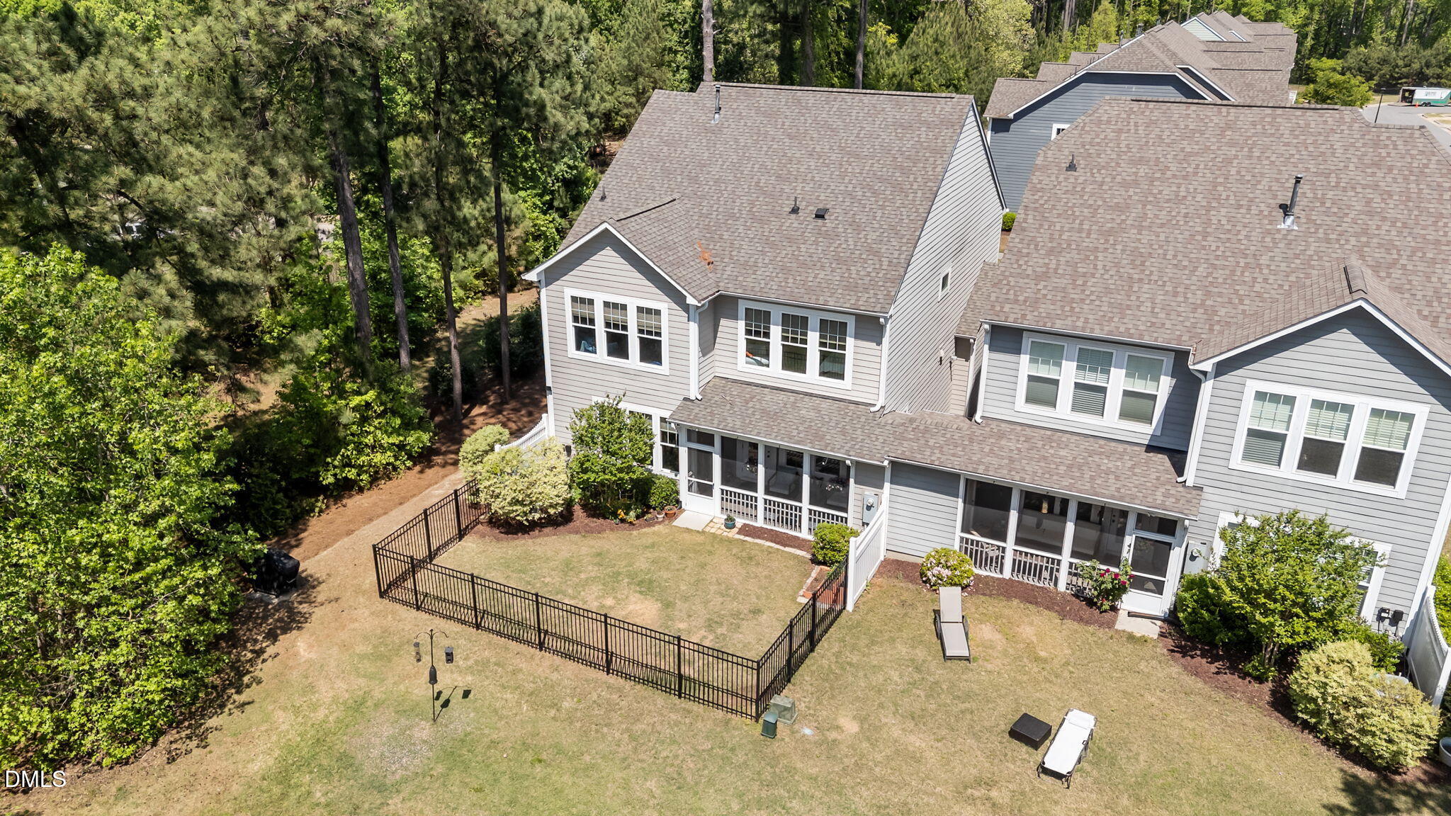 583 Rowanwood Way