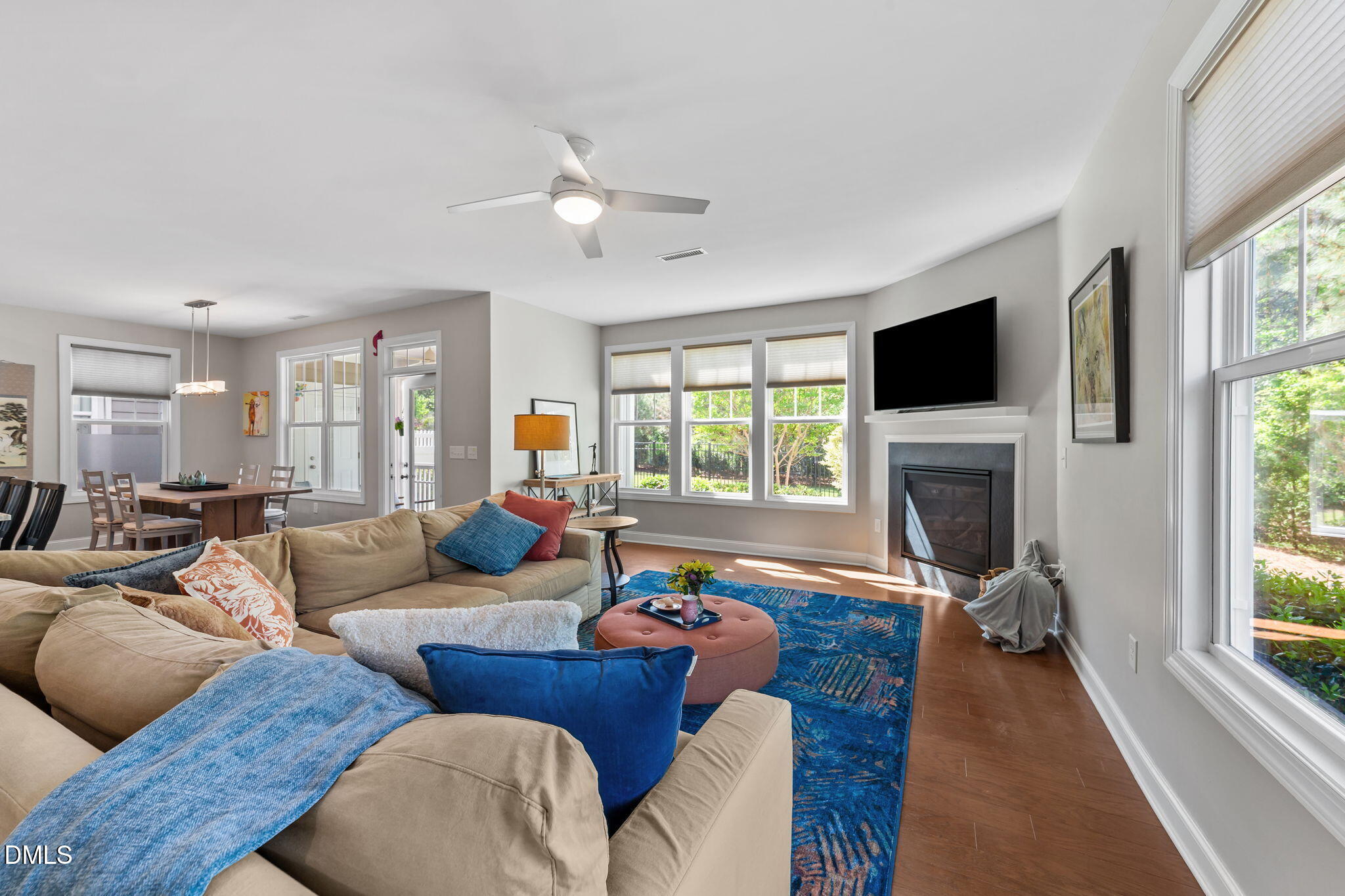 583 Rowanwood Way
