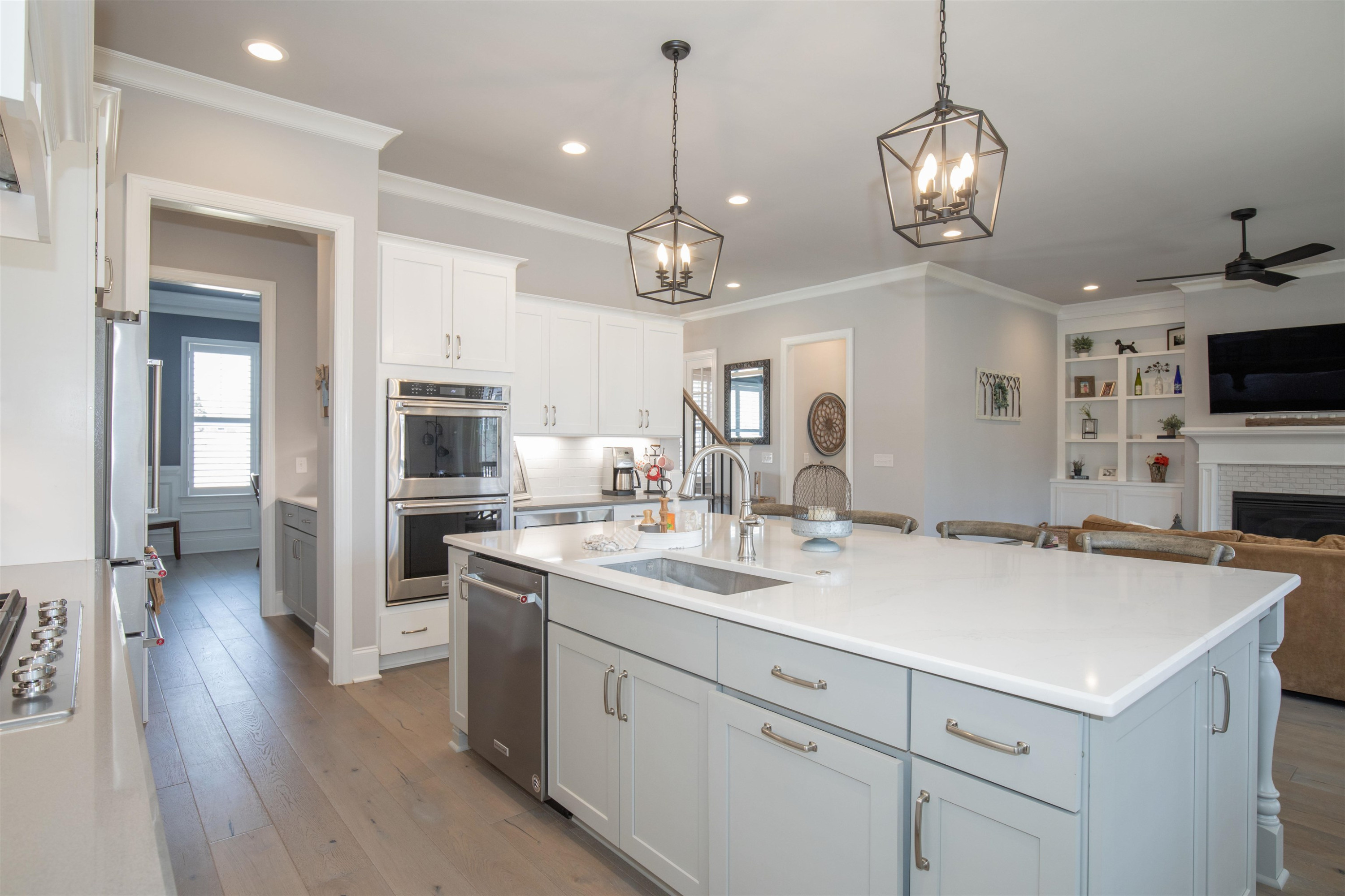 2117 Amalfi Place