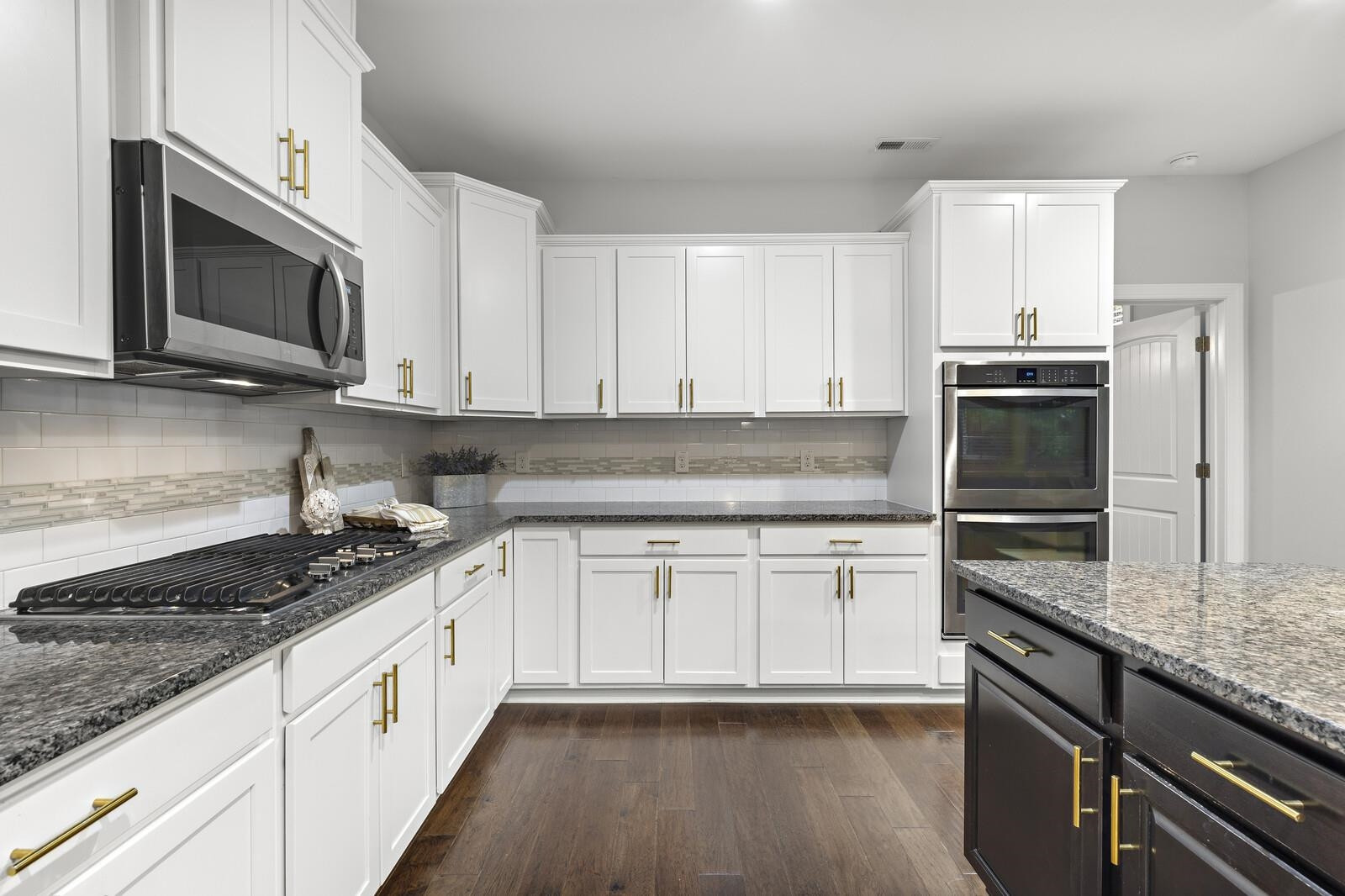 120 Greenhurst Circle