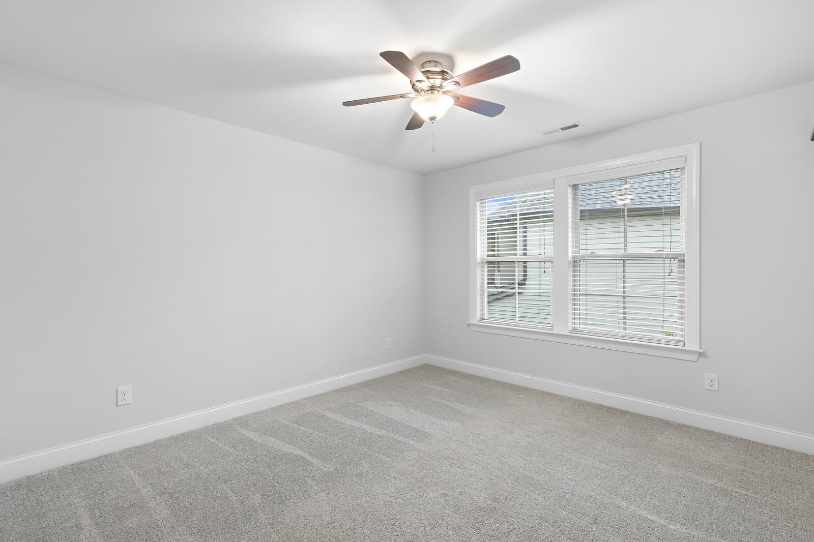 120 Greenhurst Circle