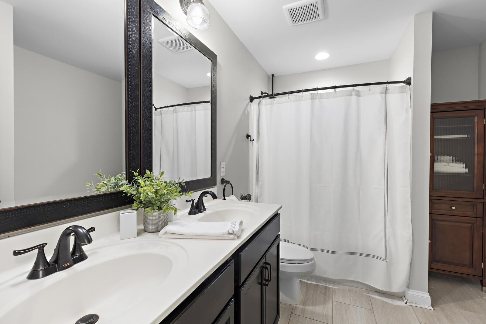 120 Greenhurst Circle