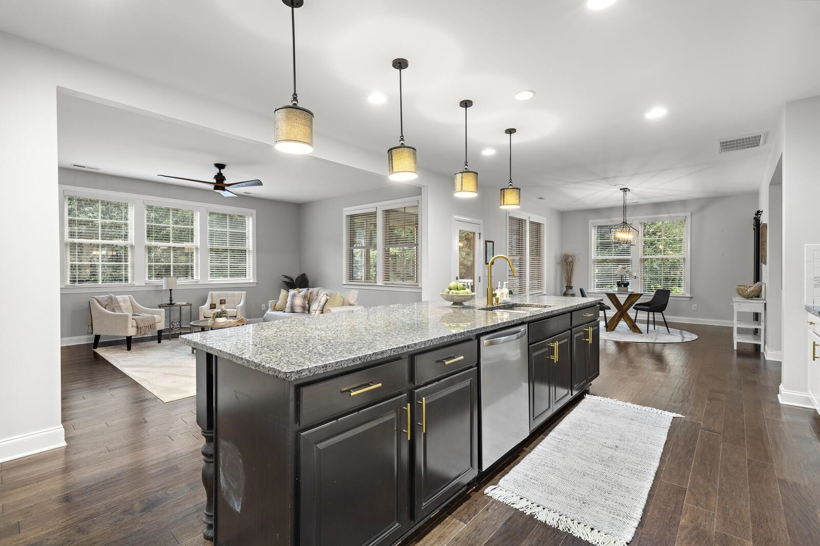 120 Greenhurst Circle