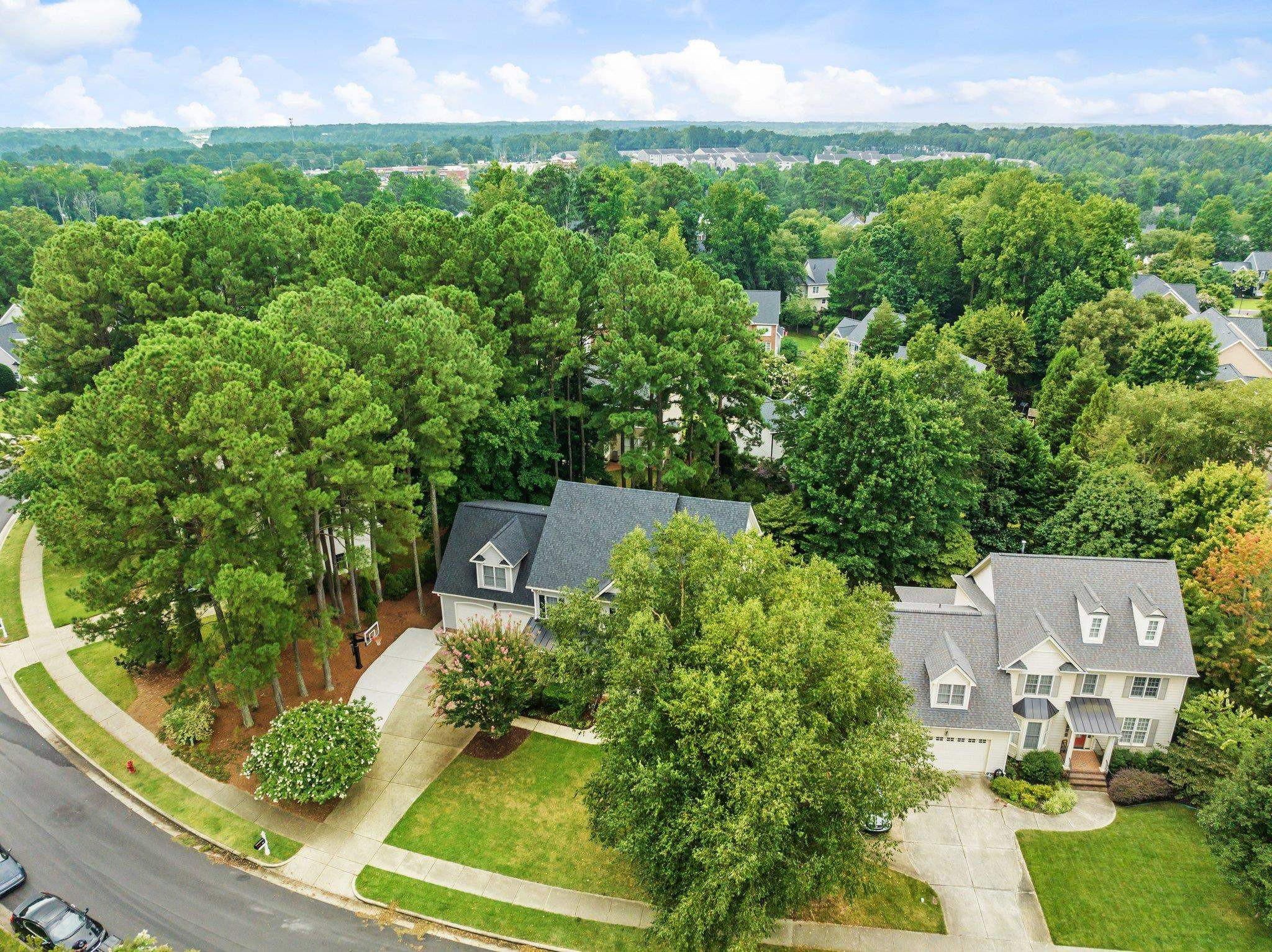206 Lansbrooke Lane