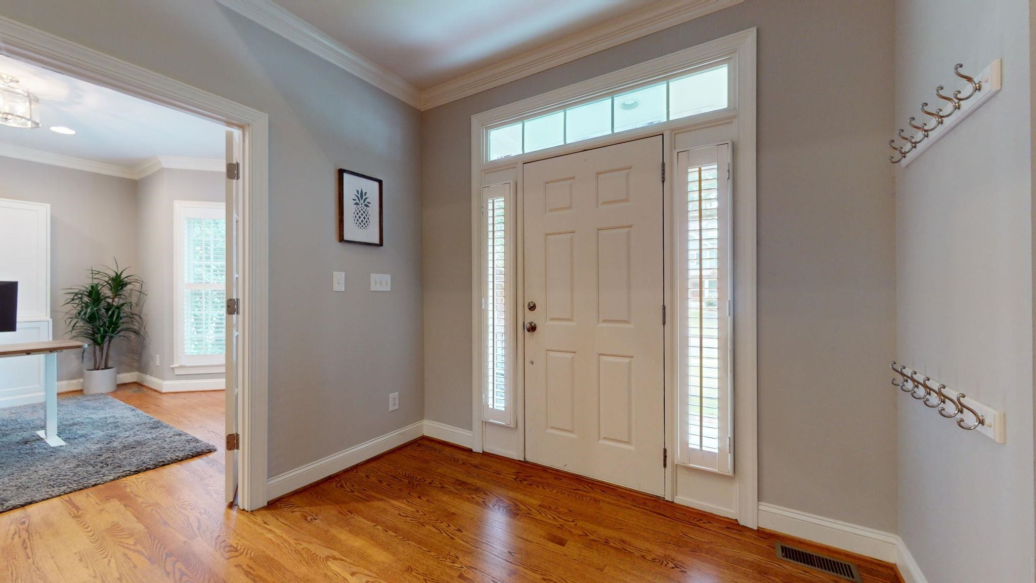 206 Lansbrooke Lane