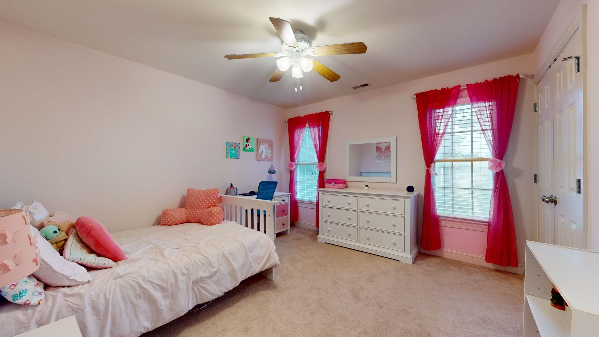 206 Lansbrooke Lane
