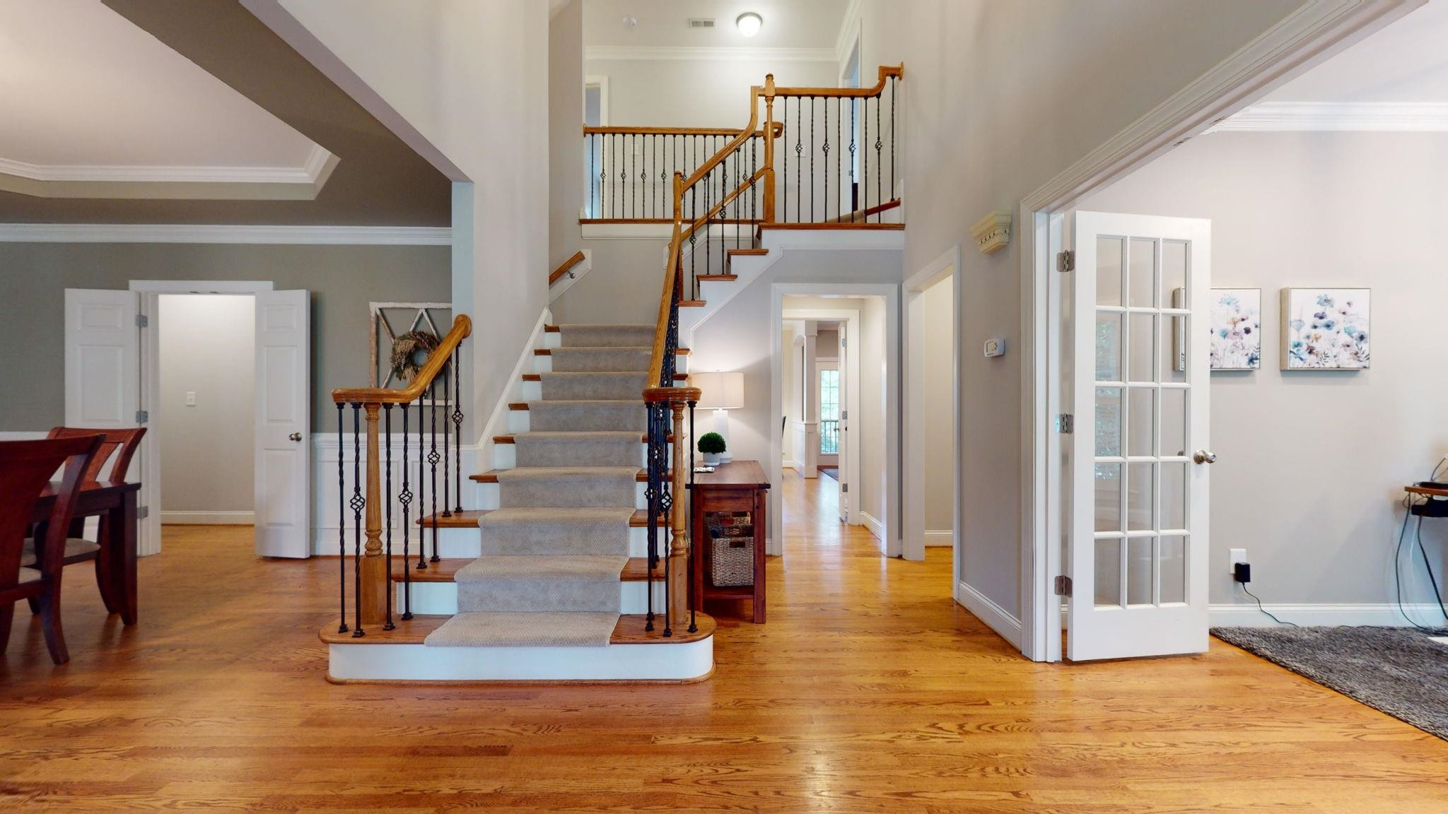 206 Lansbrooke Lane