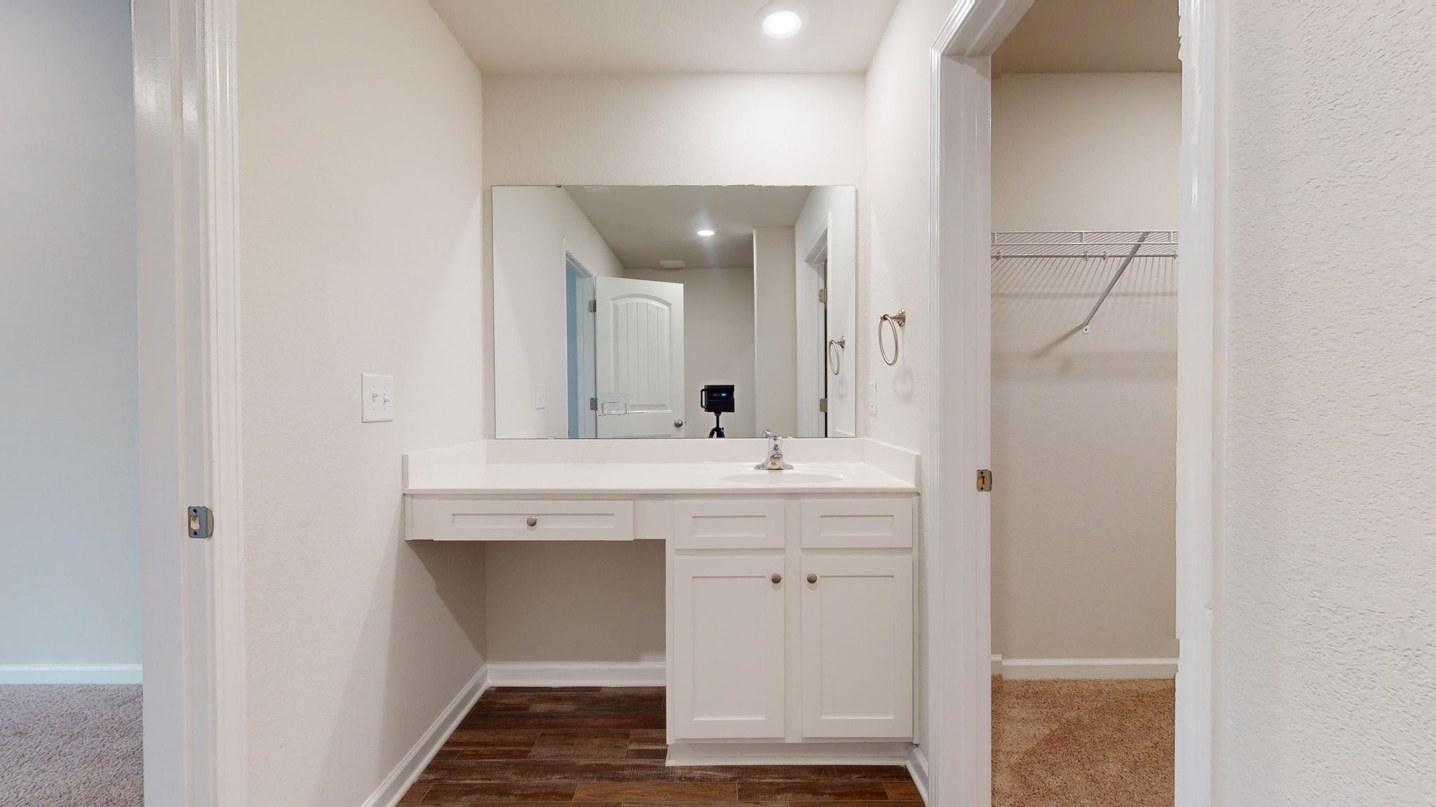 863 Avery Pond Drive