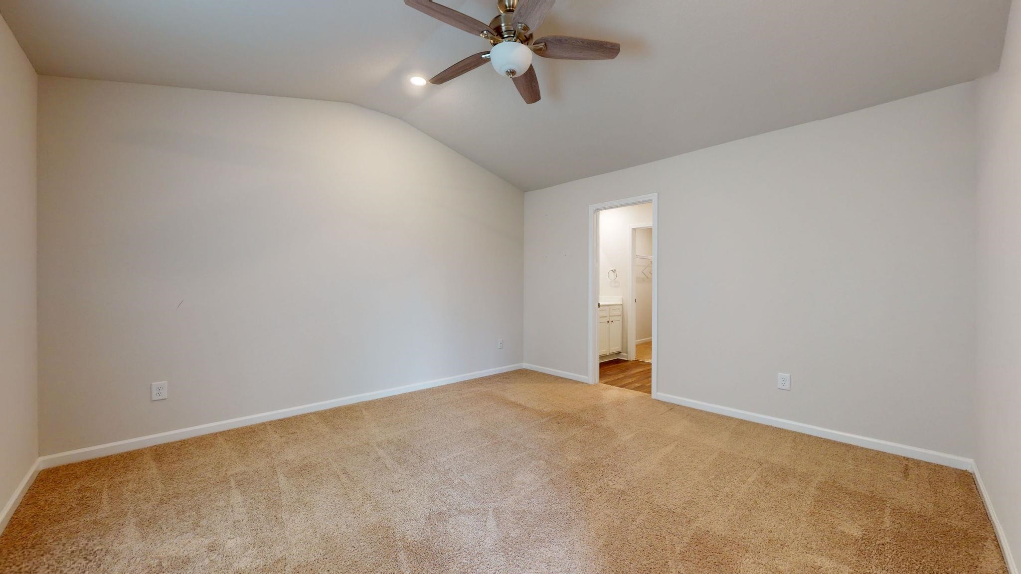 863 Avery Pond Drive