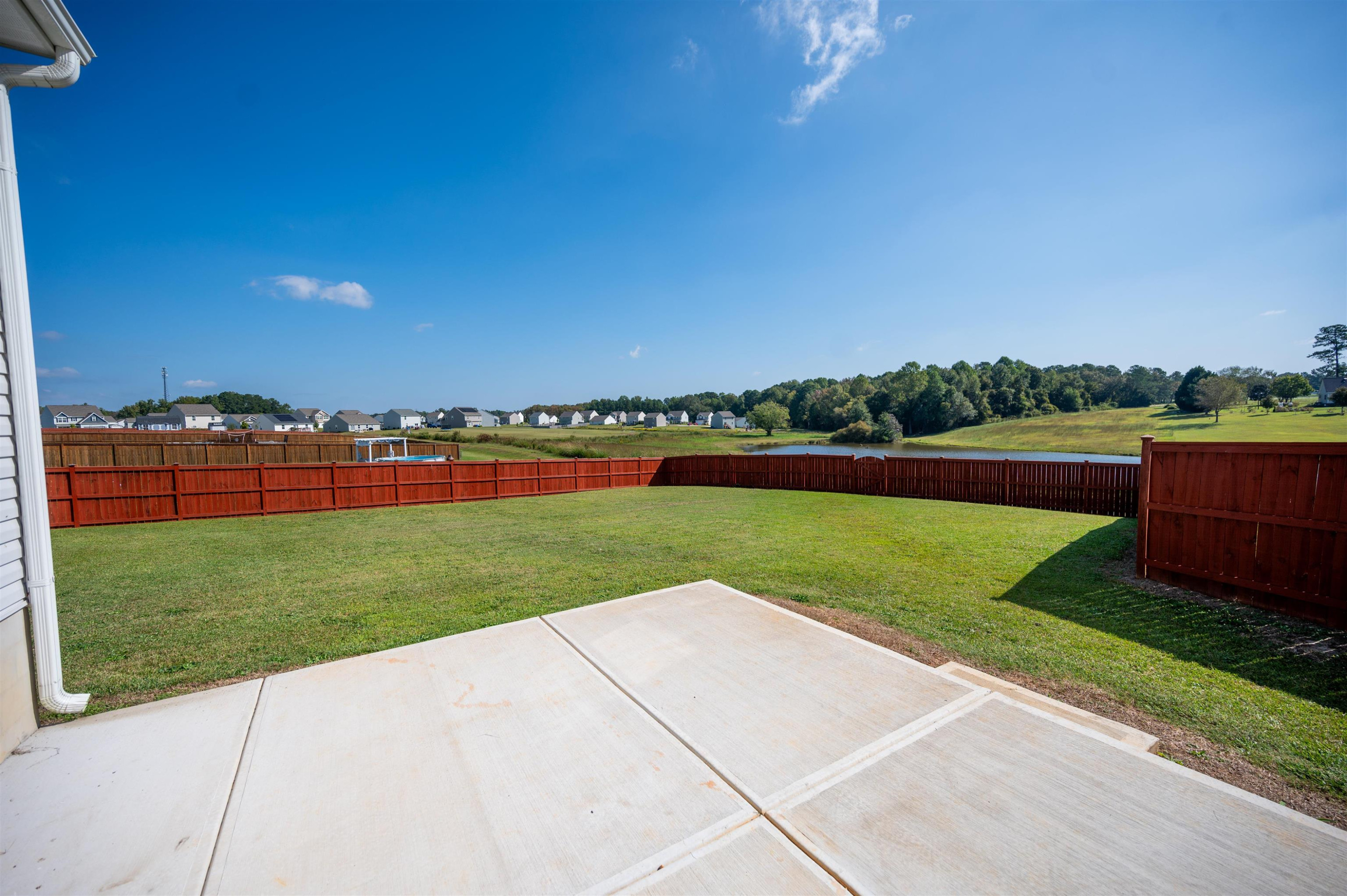 863 Avery Pond Drive