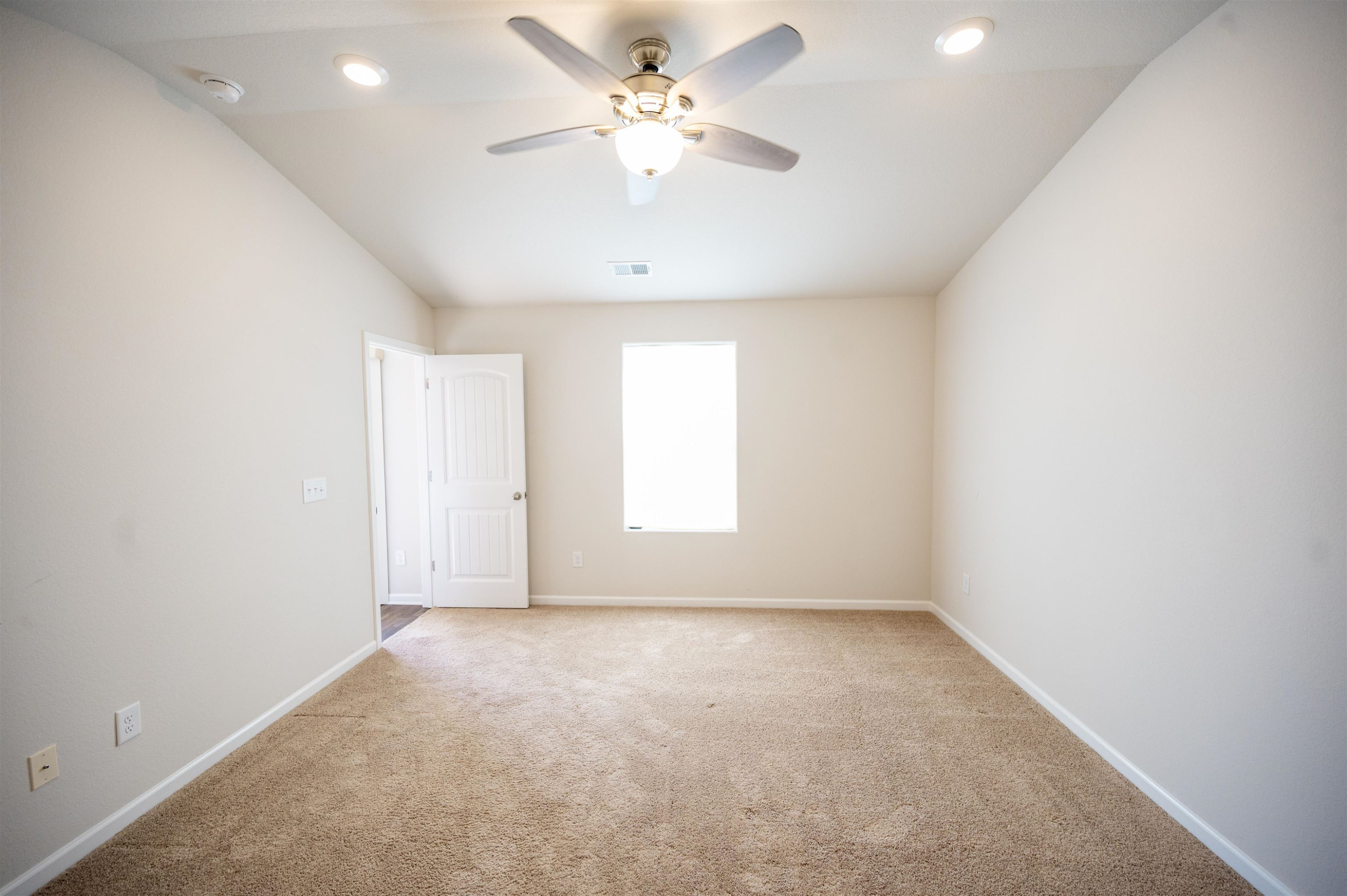 863 Avery Pond Drive