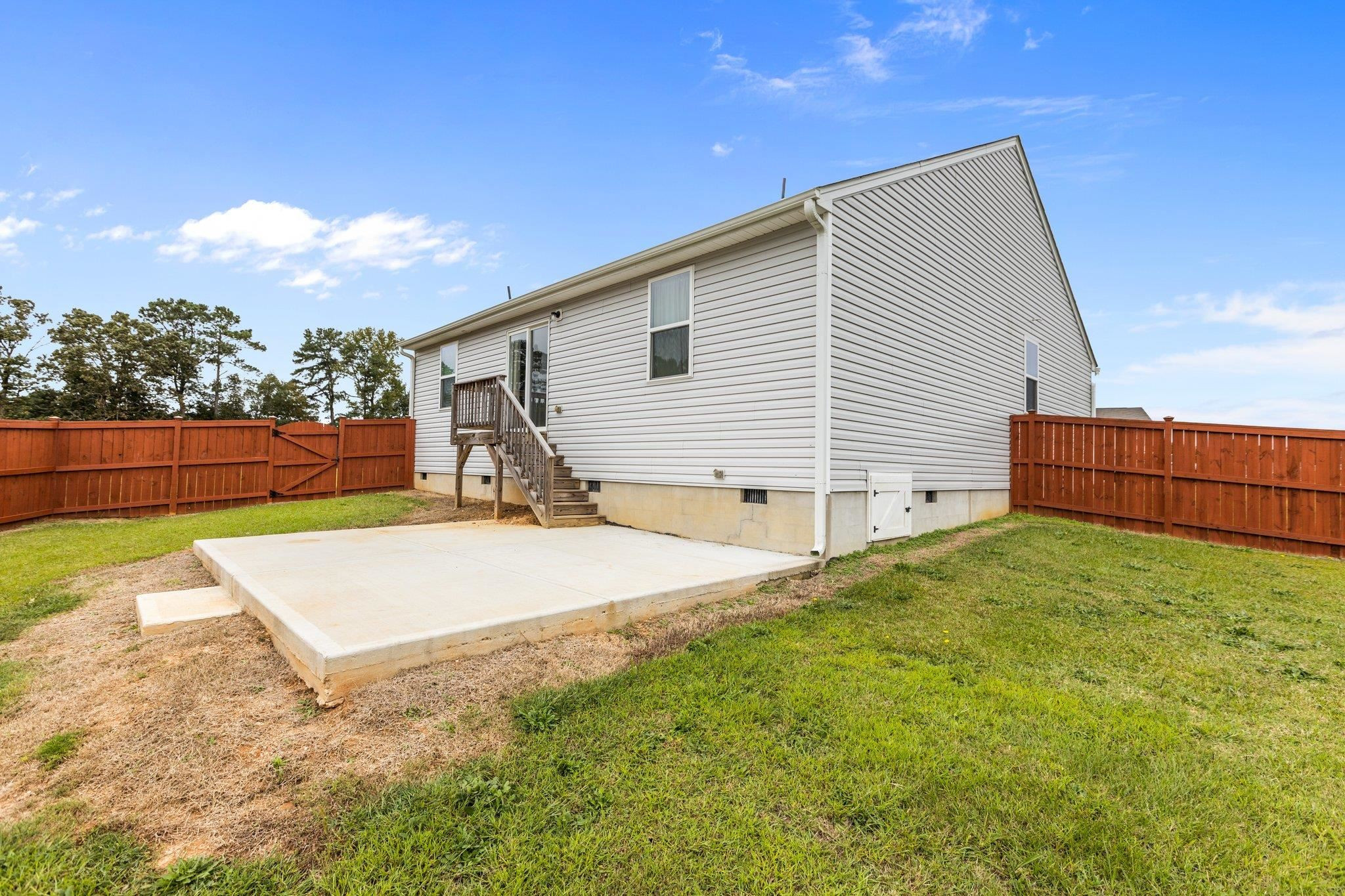 863 Avery Pond Drive