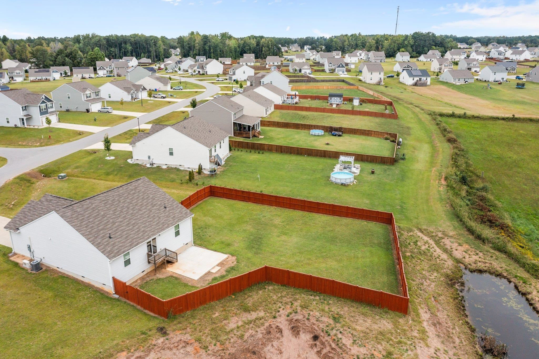 863 Avery Pond Drive