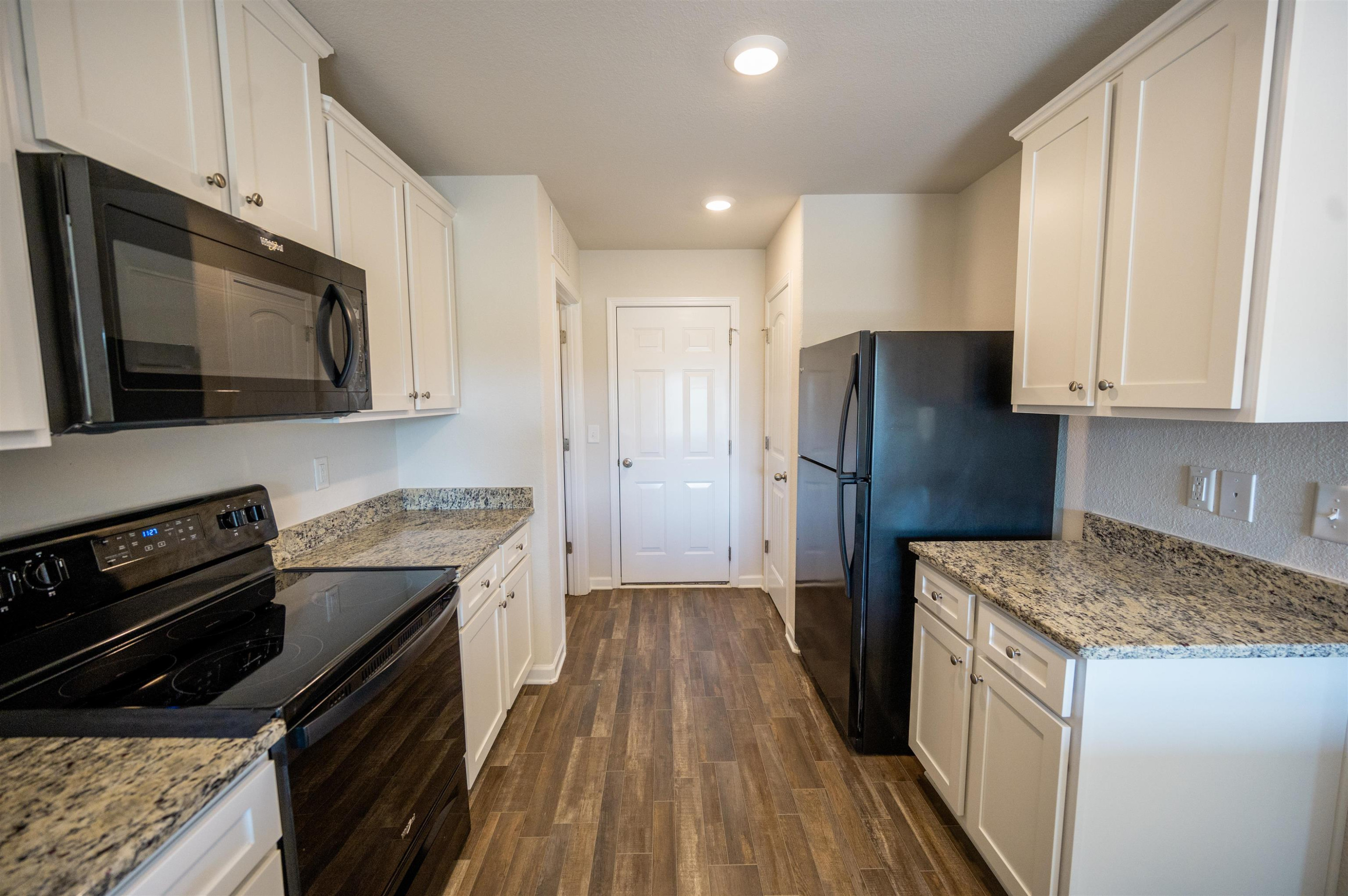 863 Avery Pond Drive