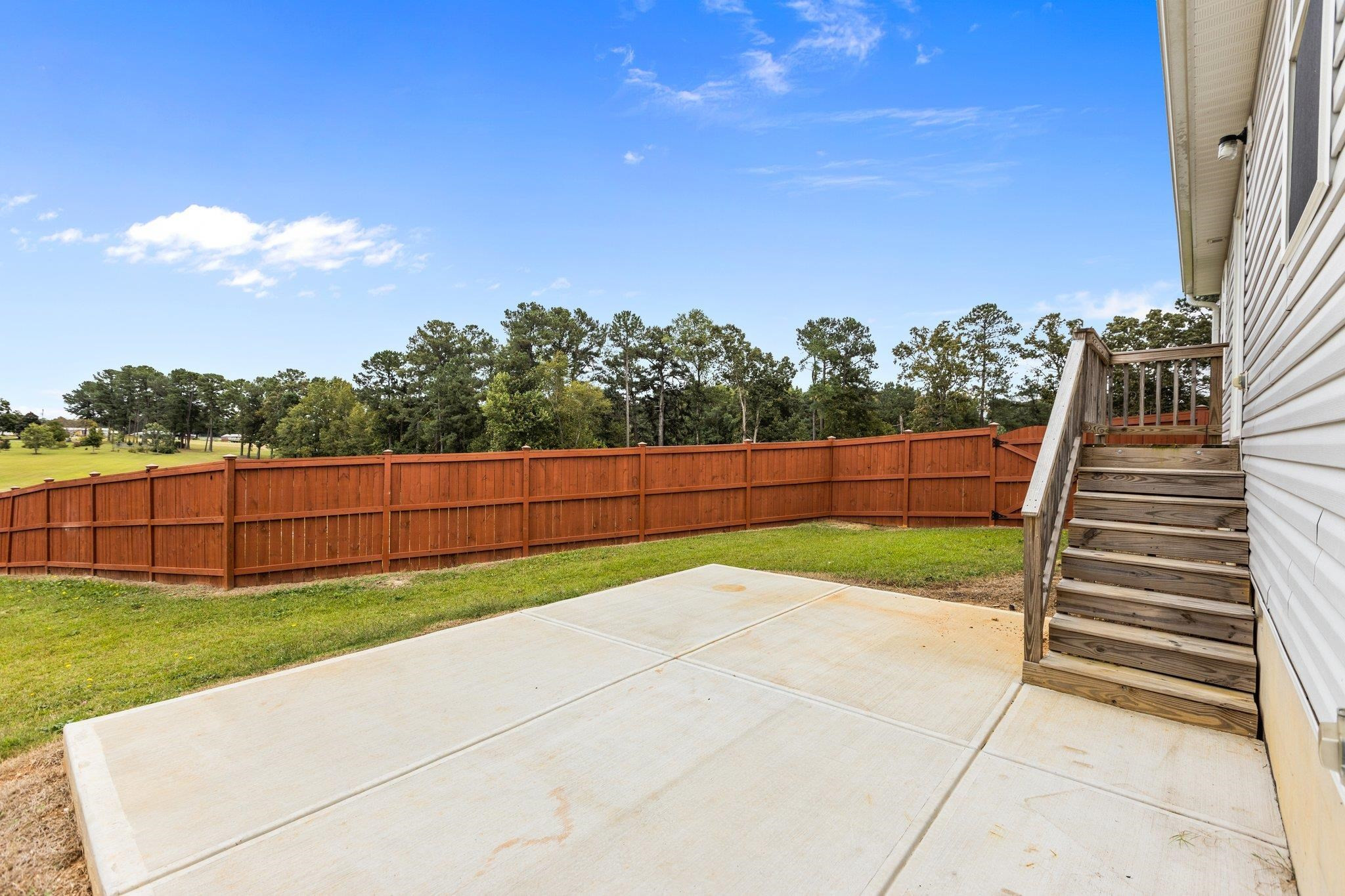 863 Avery Pond Drive