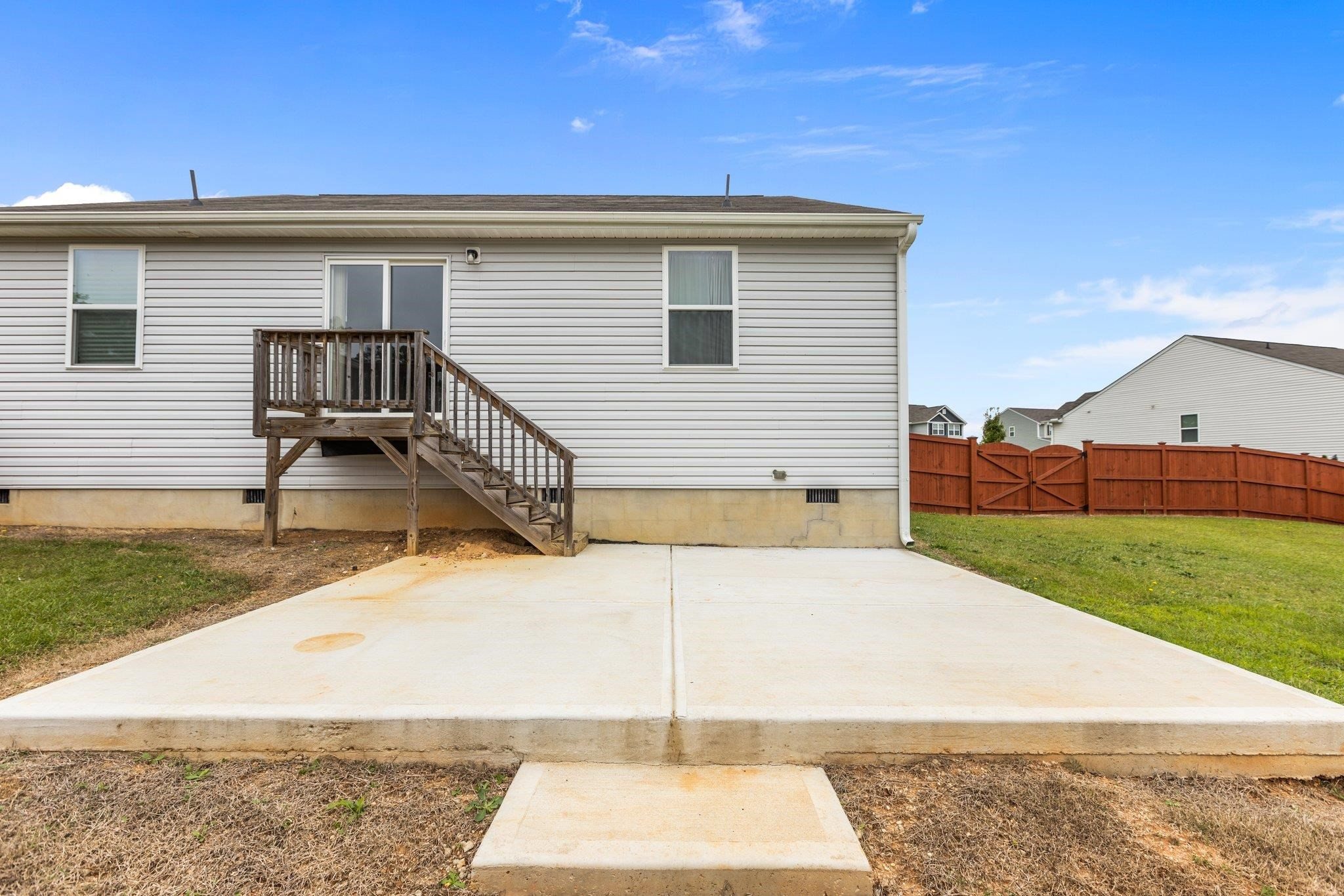 863 Avery Pond Drive