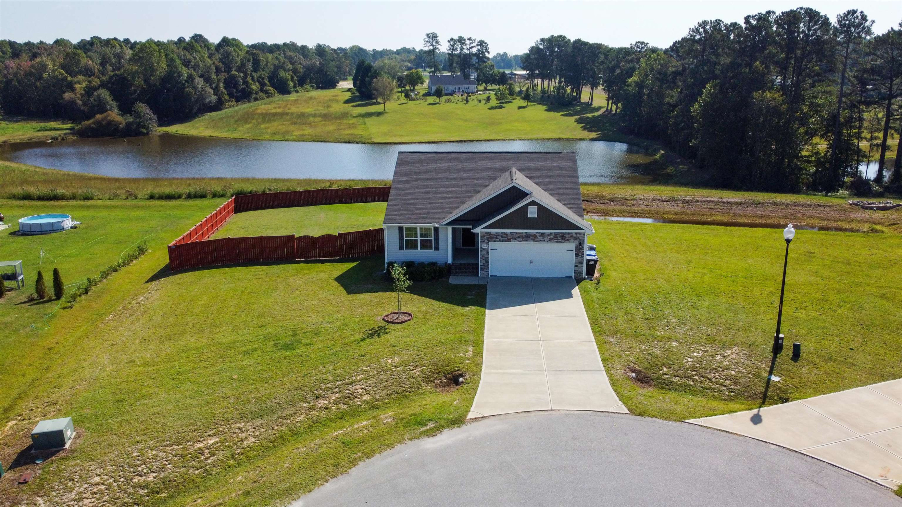 863 Avery Pond Drive