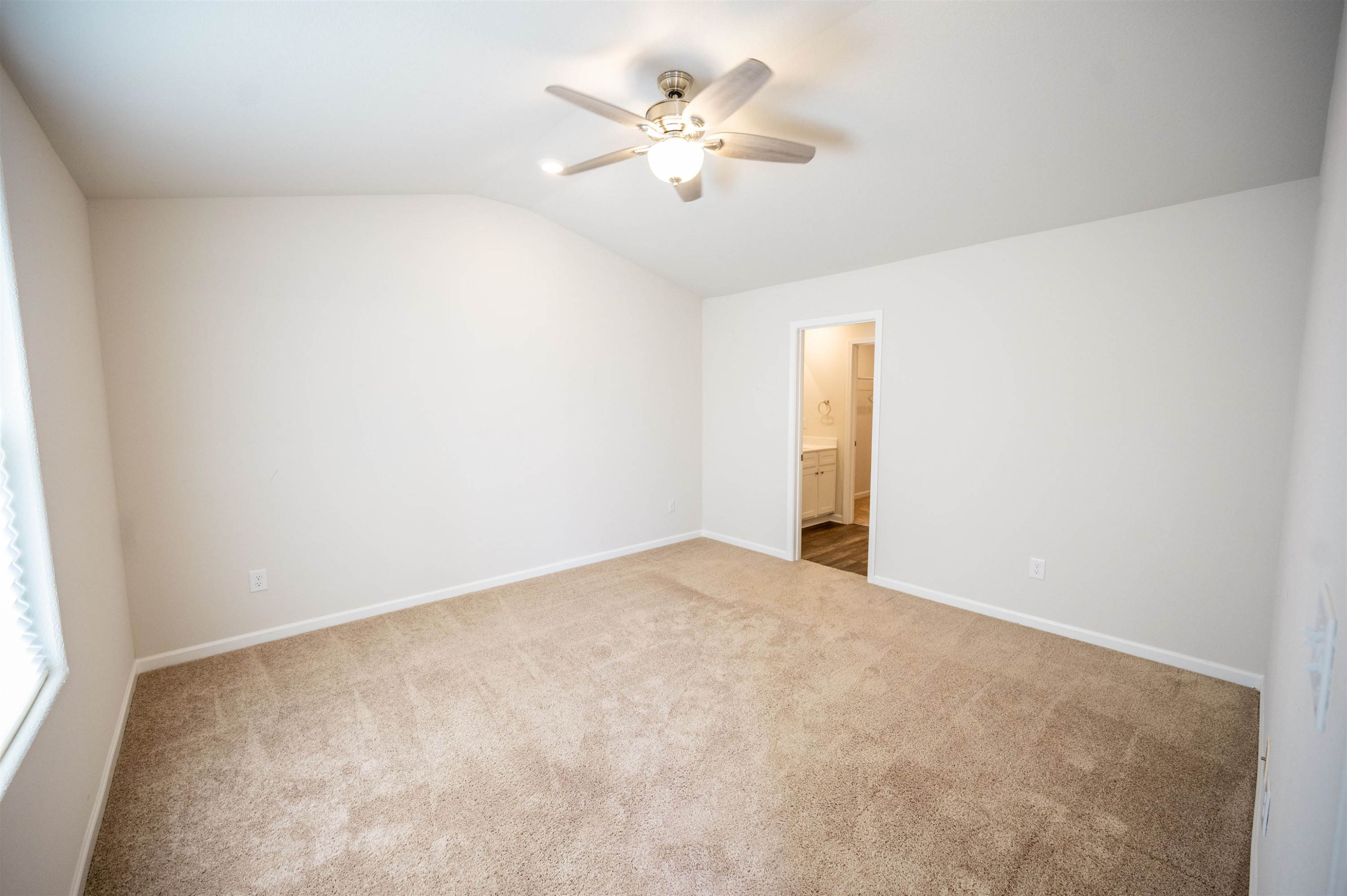 863 Avery Pond Drive