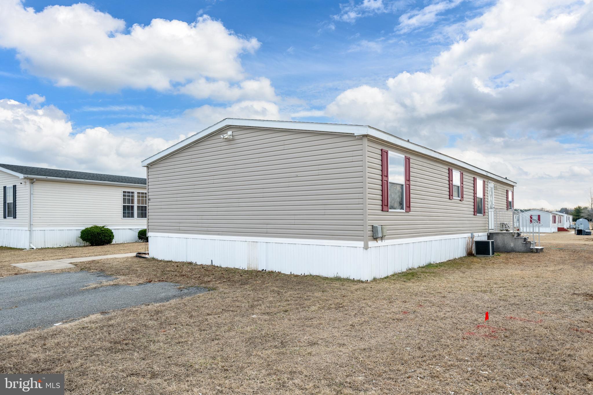 61 LOQUITUR LANE 108
