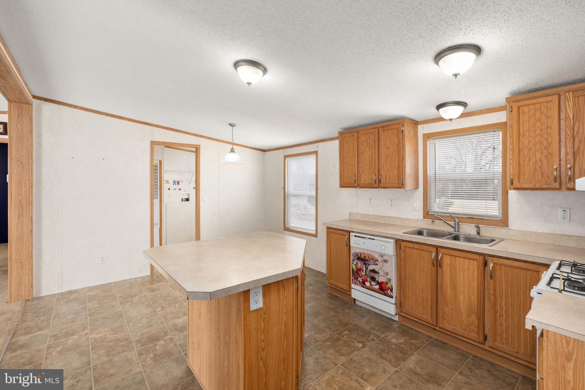 61 LOQUITUR LANE 108