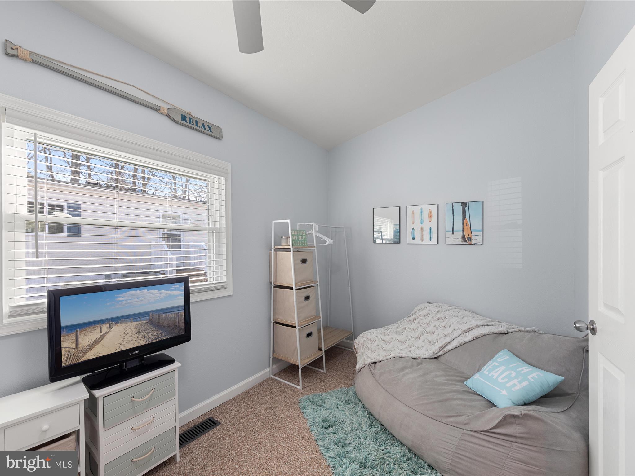 37701 E SHADY DRIVE 16455