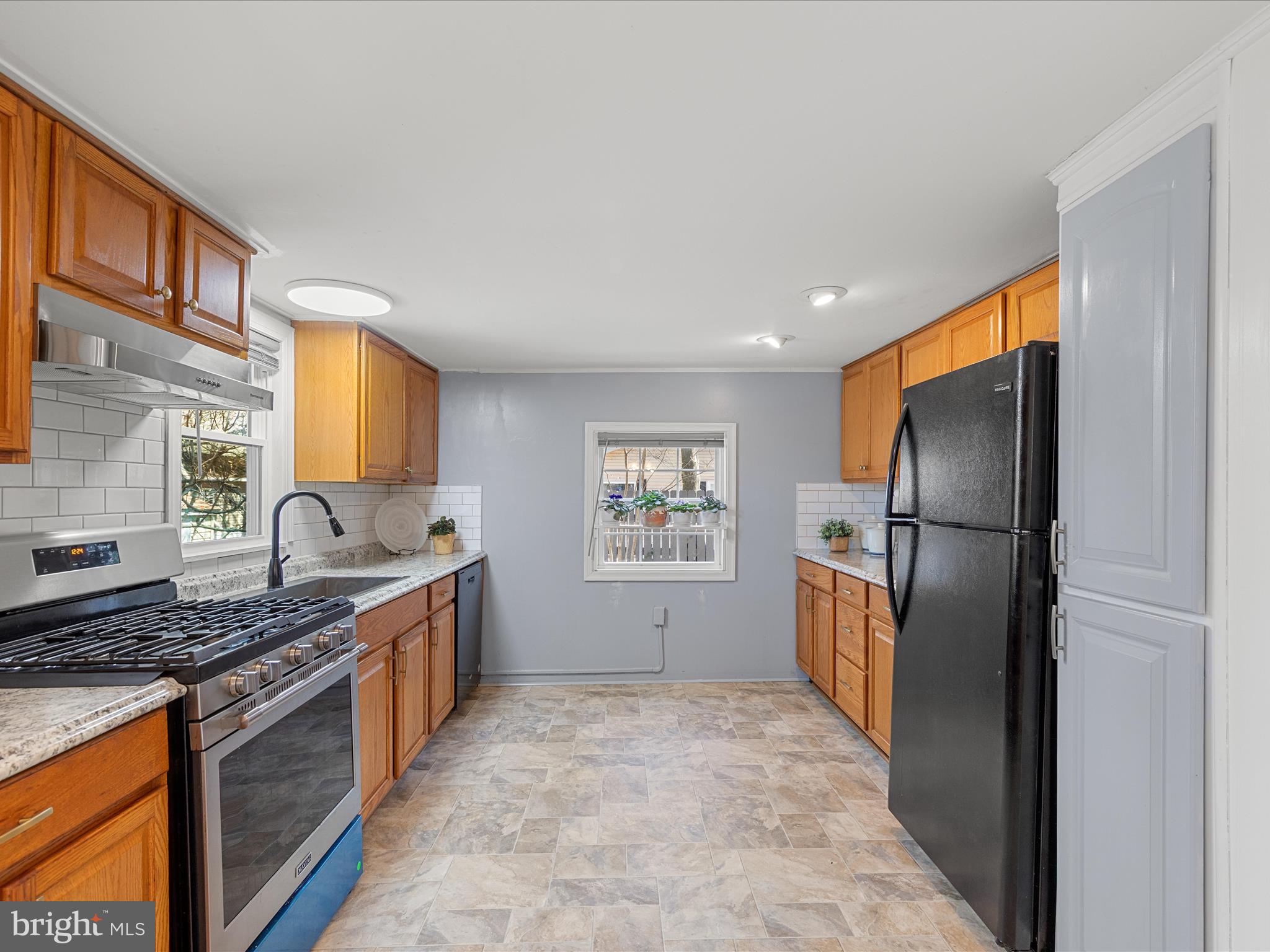 27287 SEABREEZE ROAD 5643