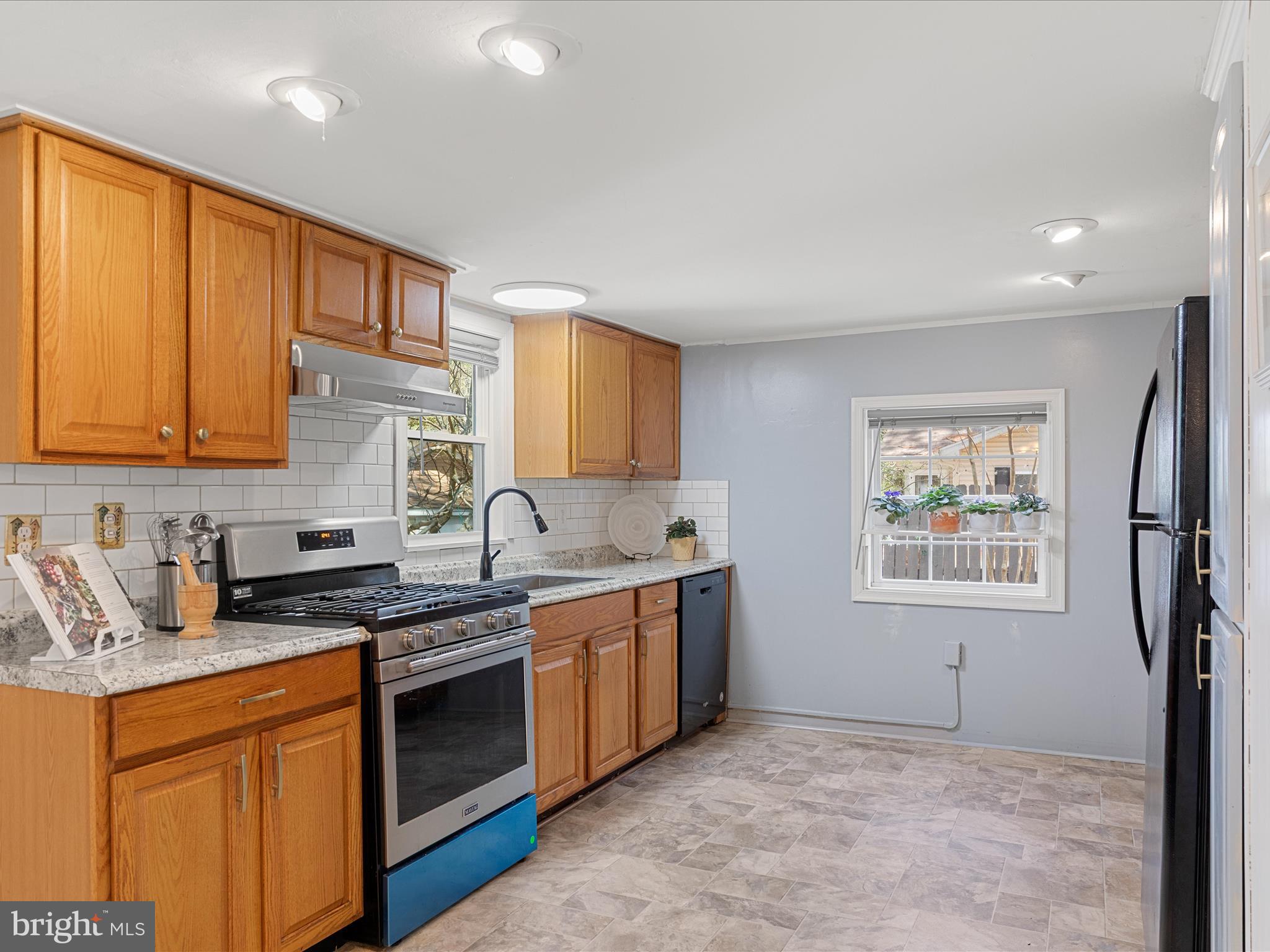 27287 SEABREEZE ROAD 5643