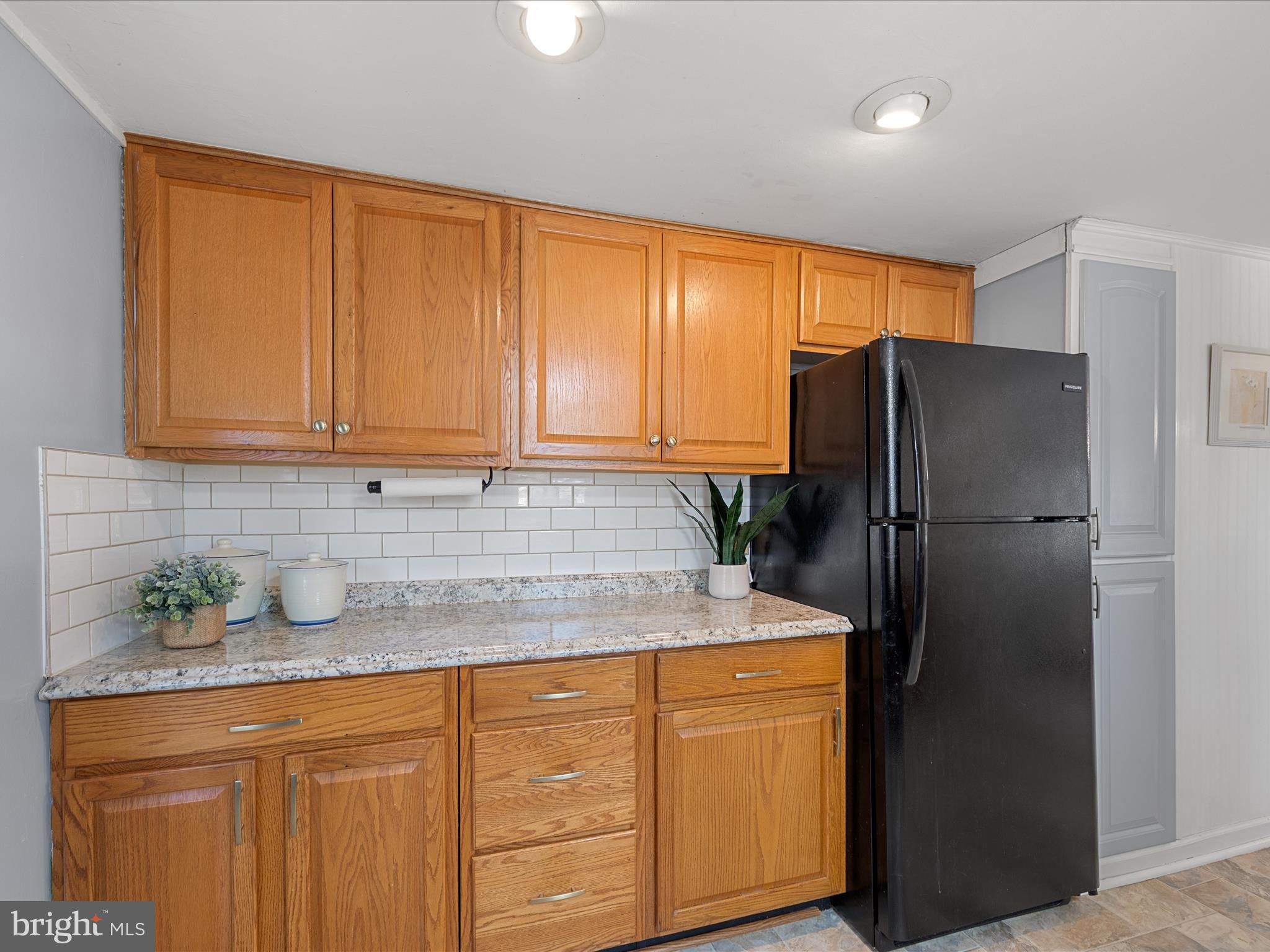 27287 SEABREEZE ROAD 5643