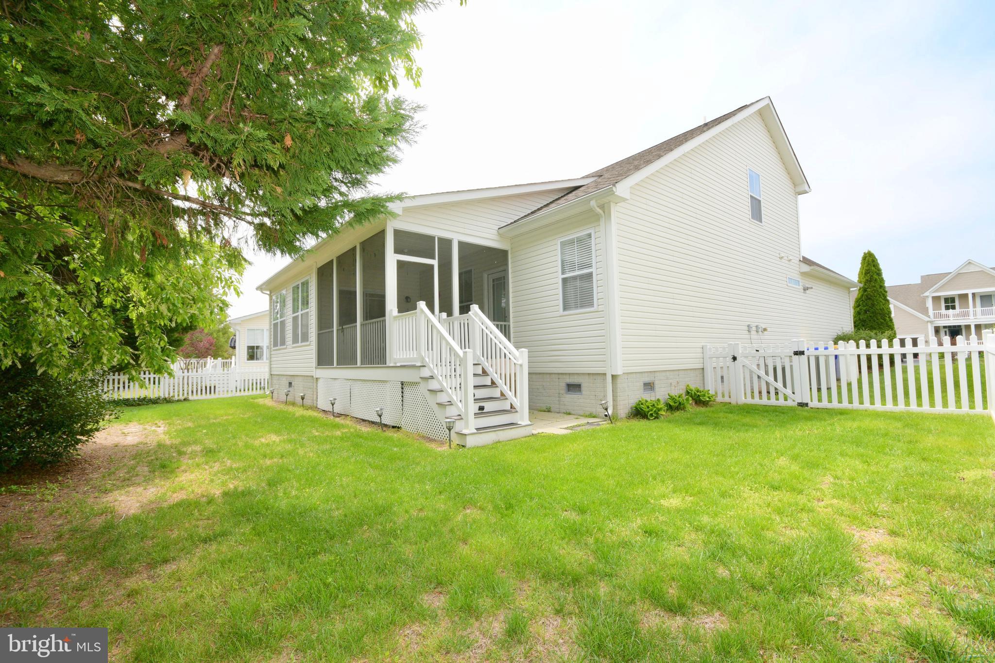 36810 BARRACUDA COURT