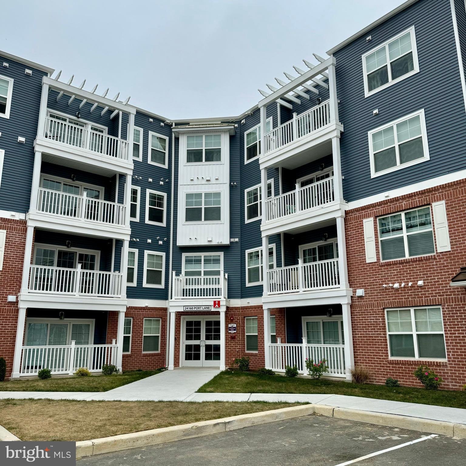 24160 PORT LANE #309